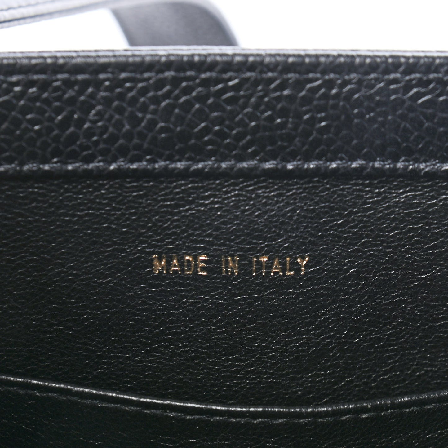 Caviar Medium Shoulder Bag Black