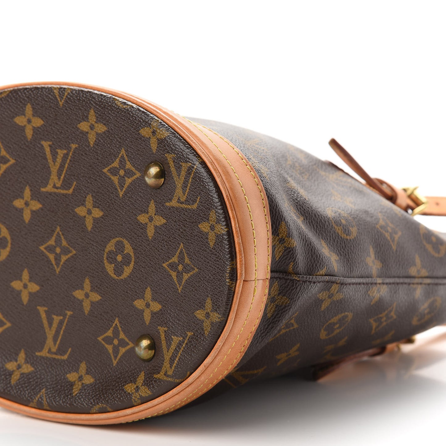 Monogram Petit Bucket 23