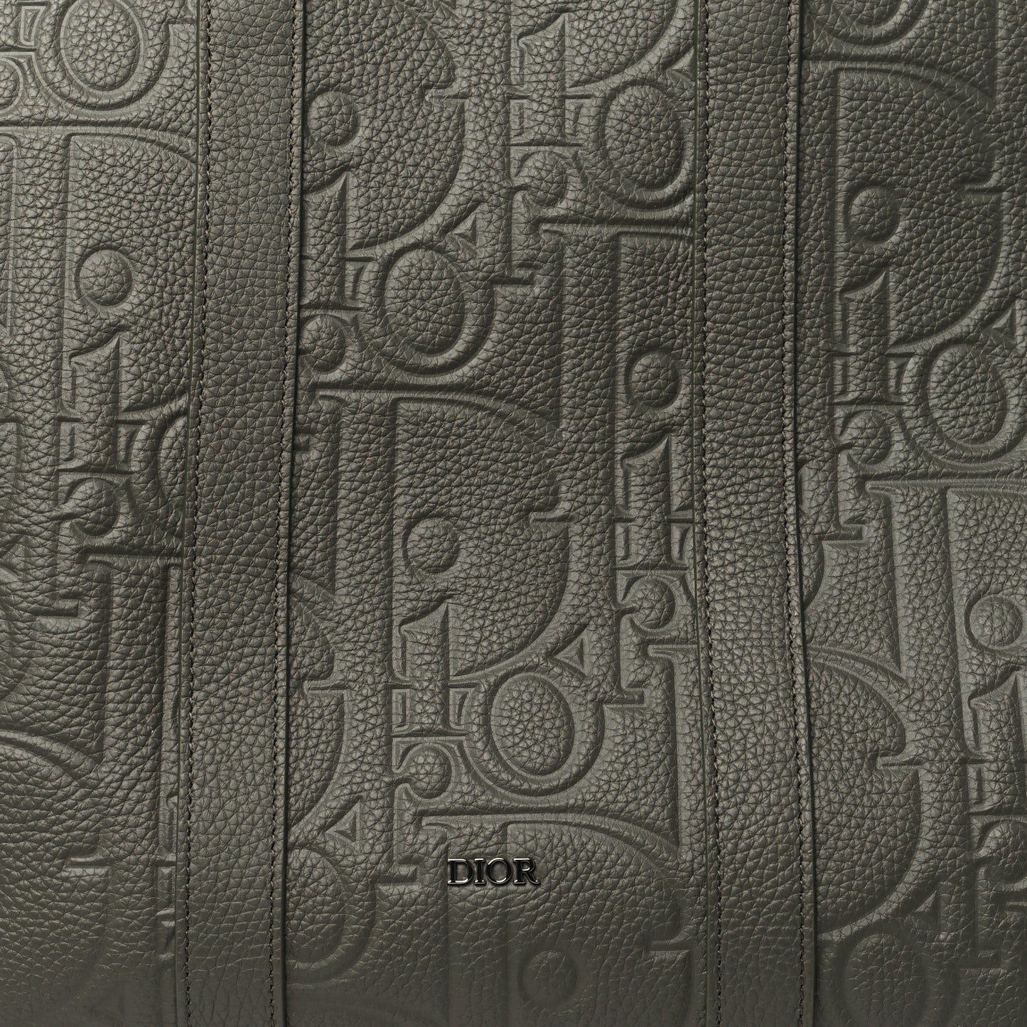 Grained Calfskin Embossed Dior Gravity Weekender 40 Kaki