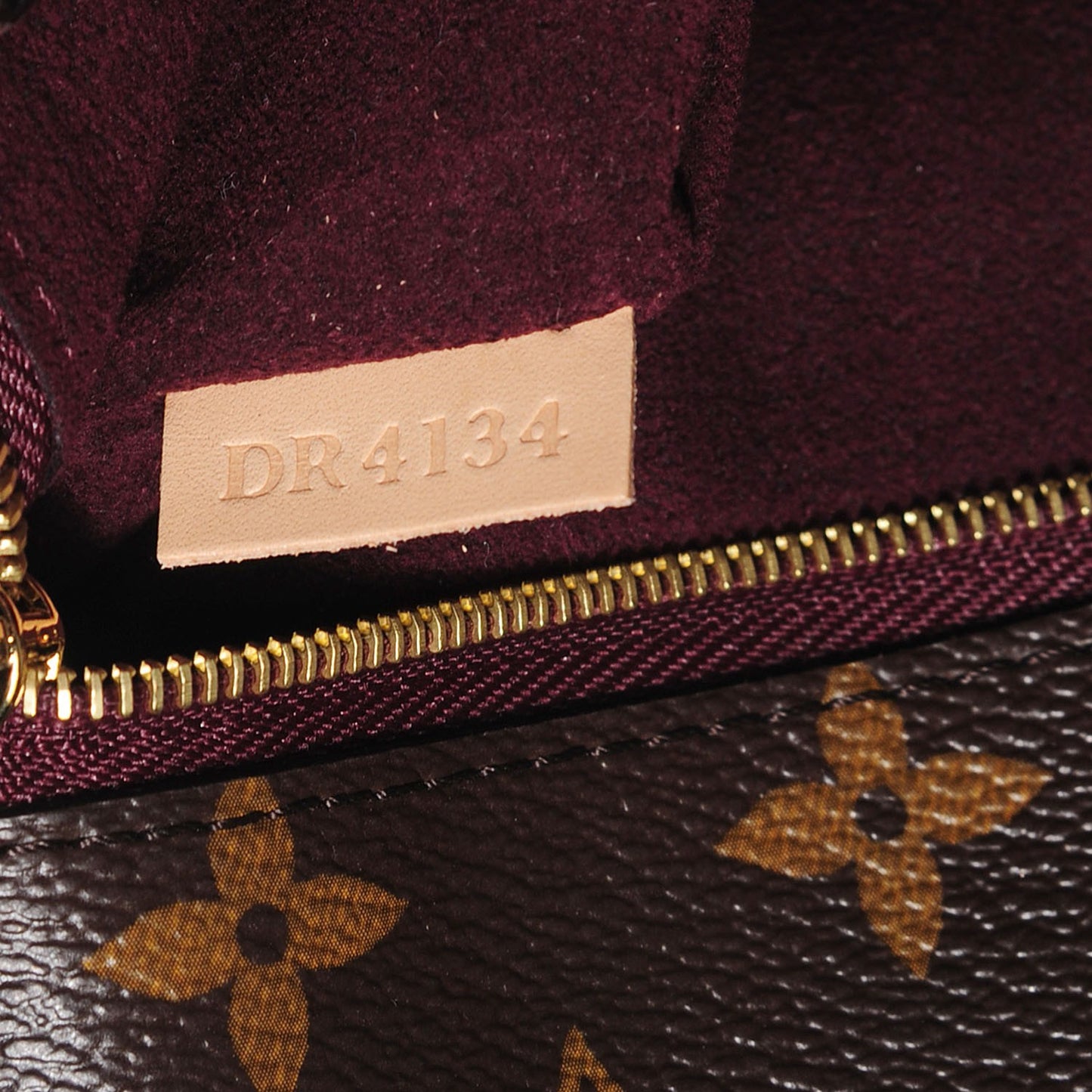Monogram Voltaire