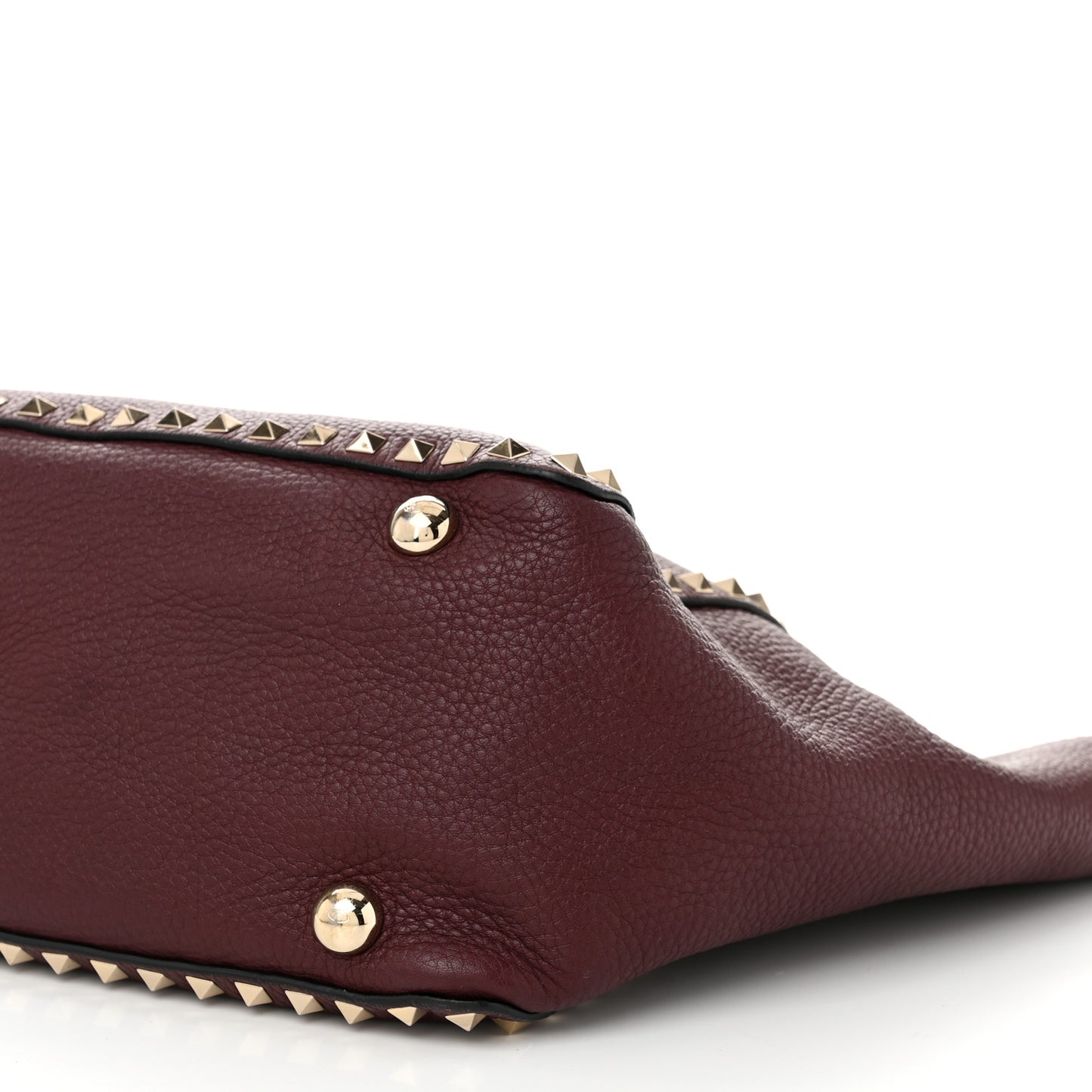Pebbled Calfskin Medium Rockstud Tote Rubin