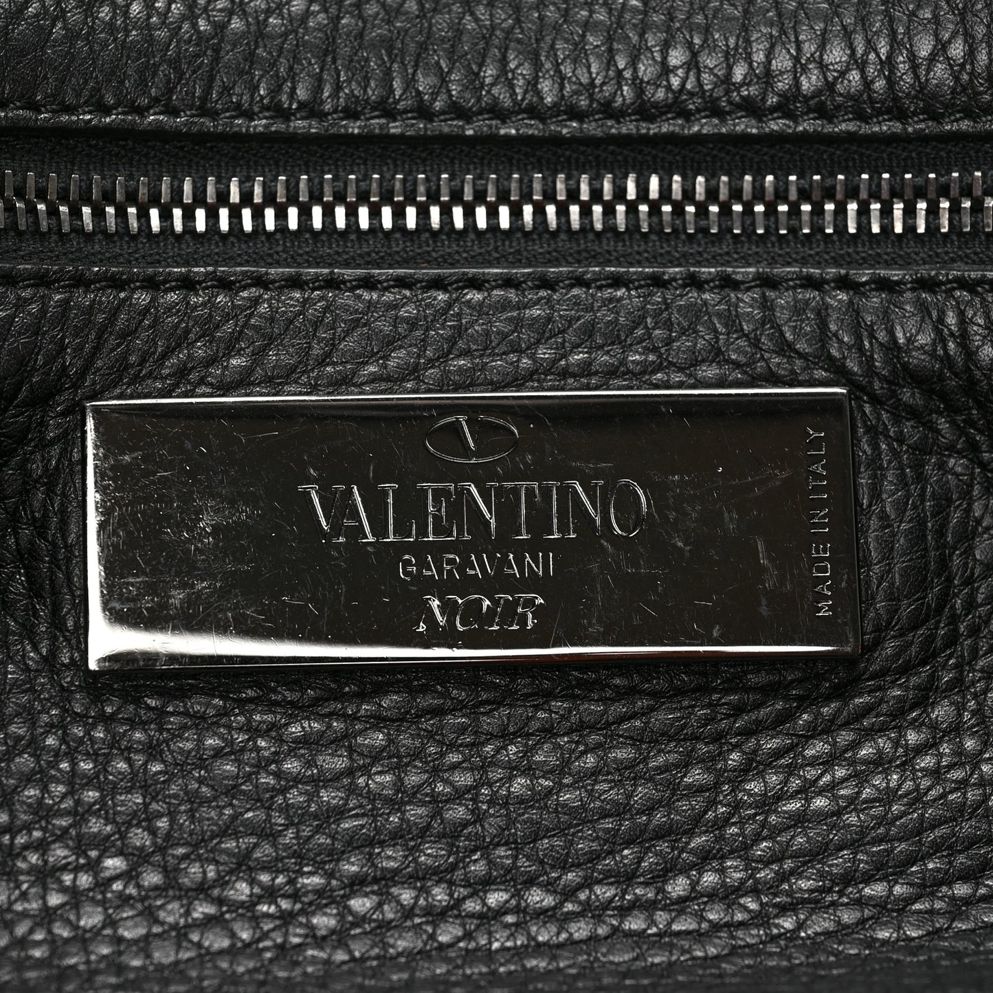 Grained Calfskin Onyx Small Rockstud Rolling Tote Black