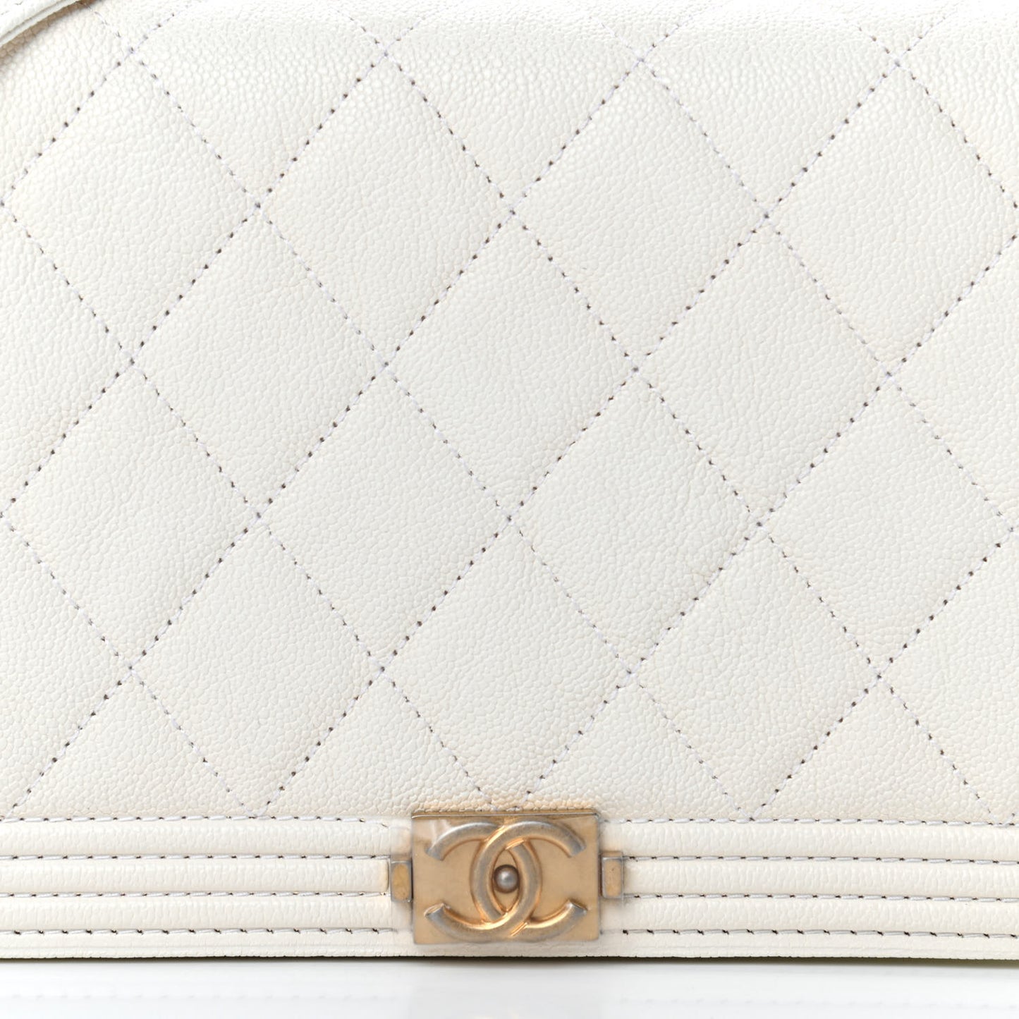 Caviar Quilted Boy Wallet On Chain WOC White