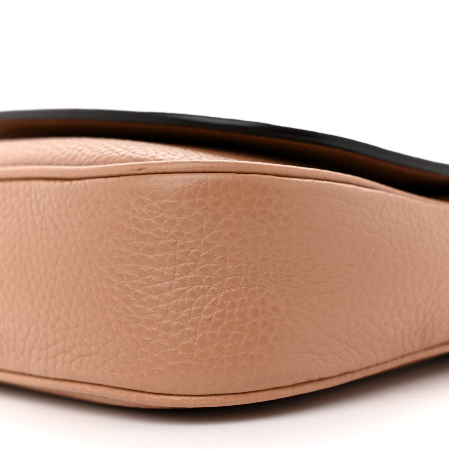 Gucci Pebbled Calfskin Medium Soho Flap Crossbody Camelia 10 of 14
