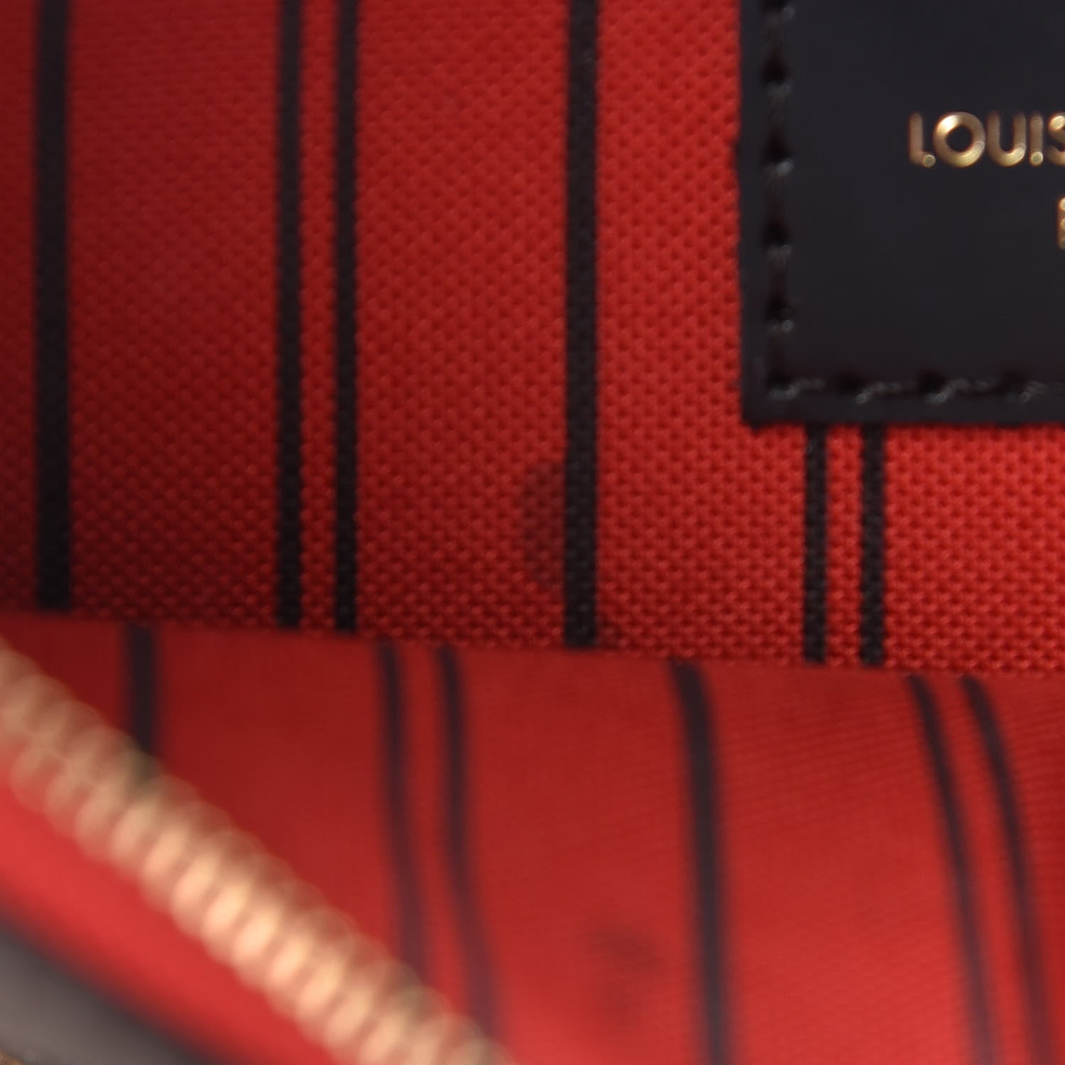 Louis Vuitton Monogram World Tour Neverfull MM GM Pochette 9 of 10