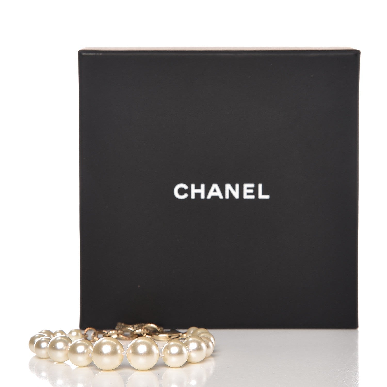 Chanel Pearl Baguette Crystal CC Bracelet Gold 5 of 5