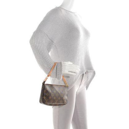 Louis Vuitton Monogram Pochette Accessories 2 of 7