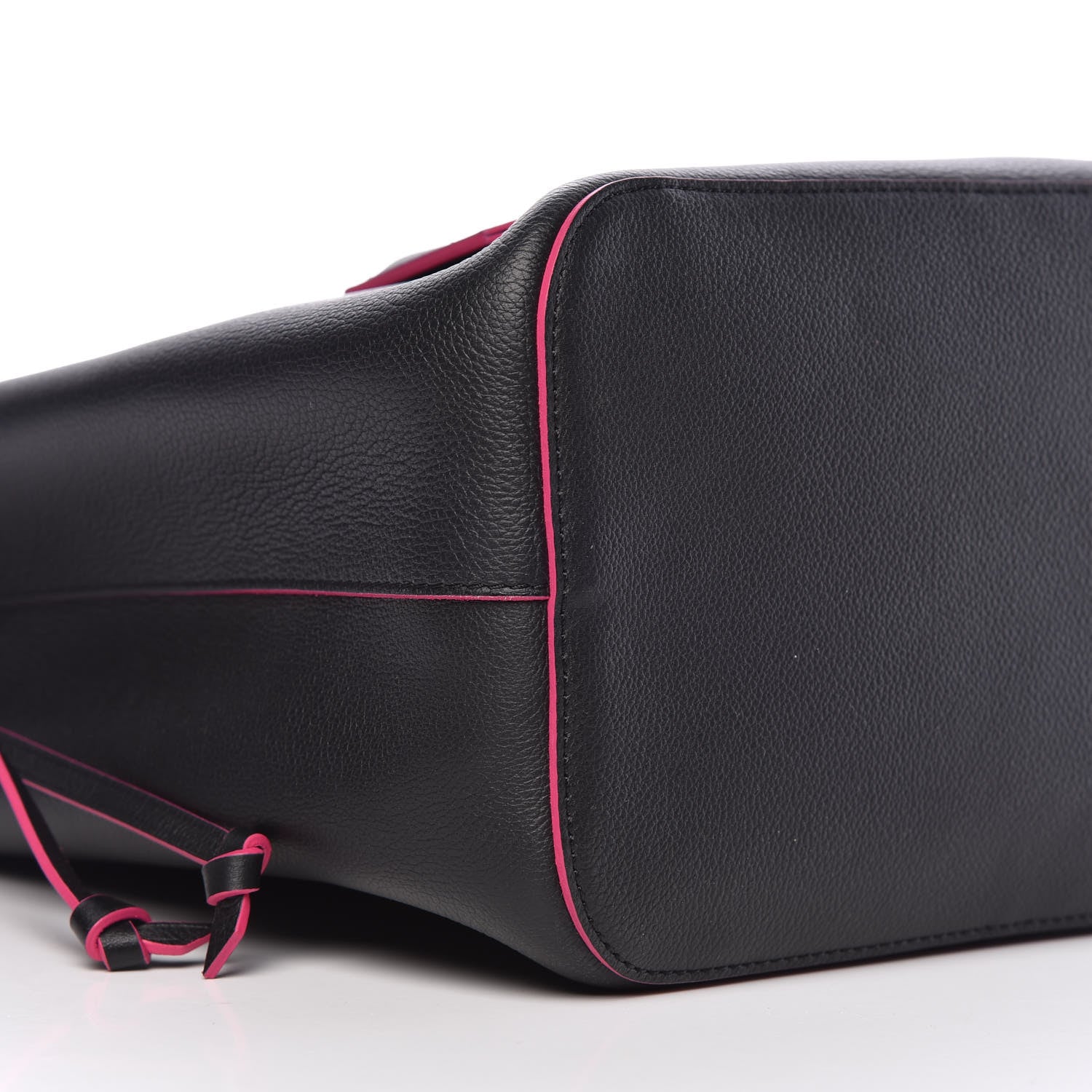 Louis Vuitton Calfskin Lockme Bucket Black 8 of 9