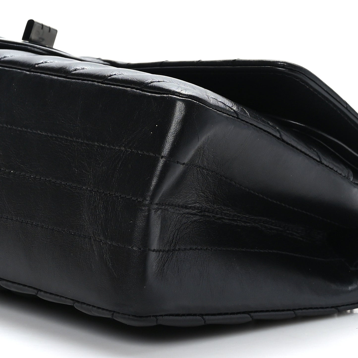 Aged Calfskin Chevron Quilted 2.55 Reissue 225 Flap So Black