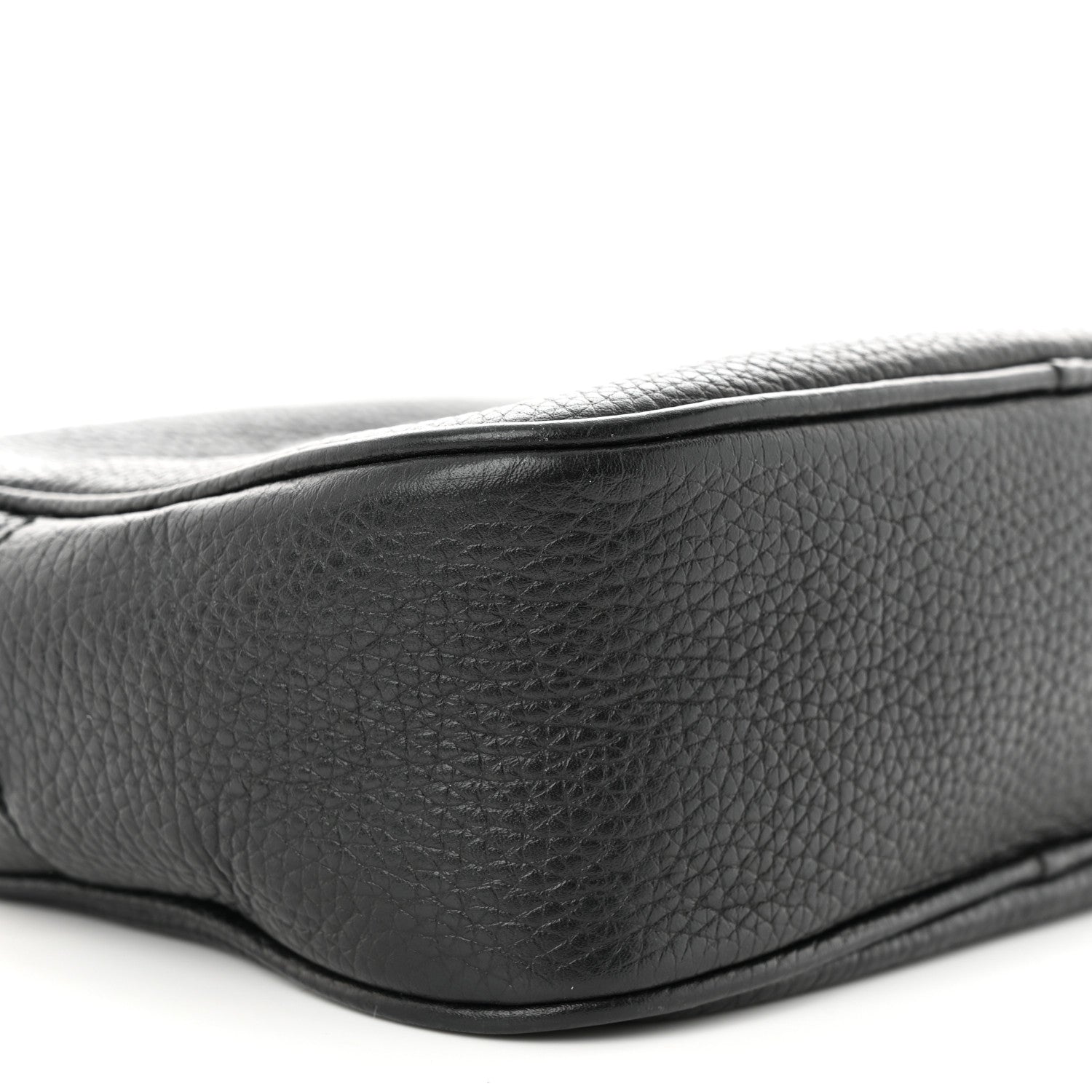 Gucci Pebbled Calfskin Small Soho Disco Bag Black 9 of 10