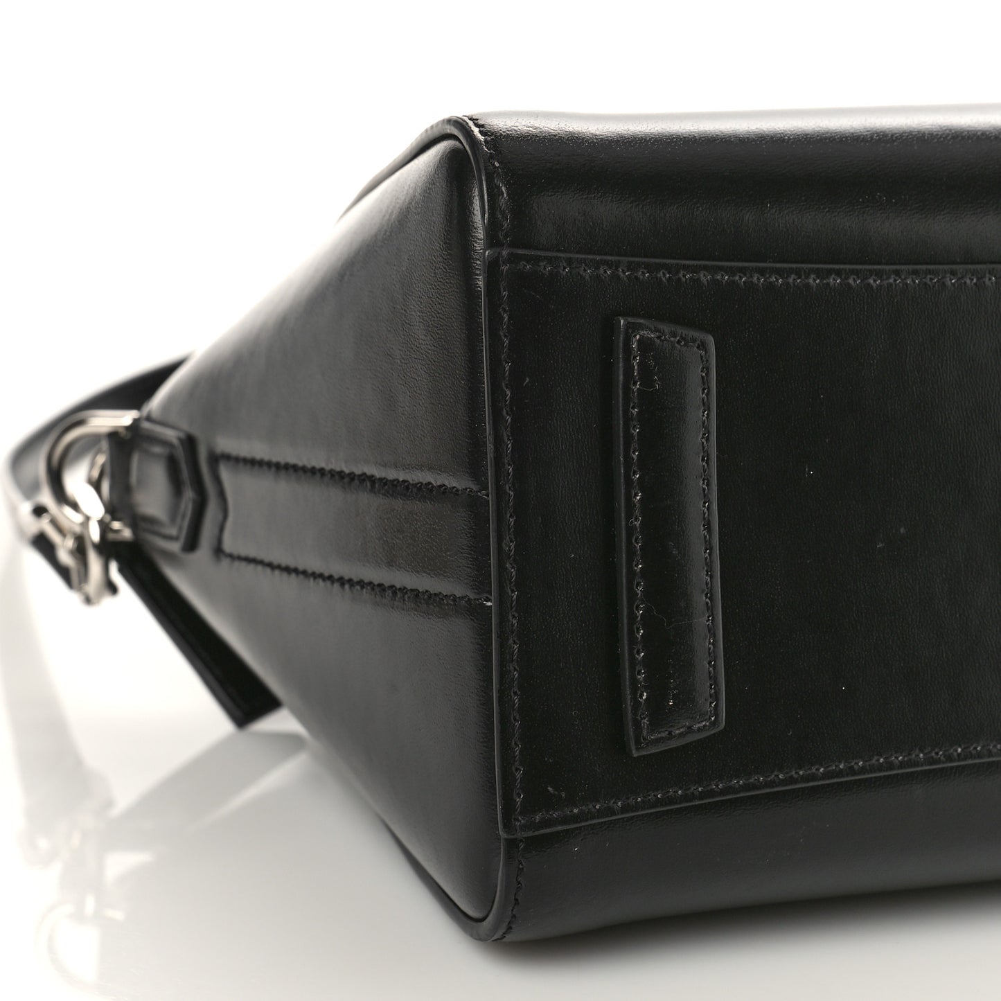 Shiny Lord Calfskin Mini Antigona Black