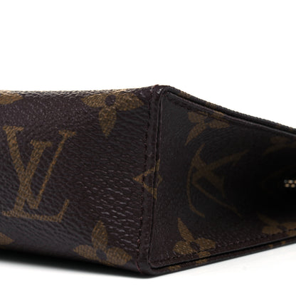 Louis Vuitton Monogram Toiletry Pouch 15 6 of 10