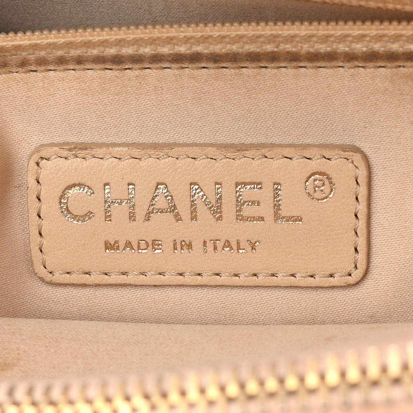 Caviar Quilted Grand Shopping Tote GST Beige Clair