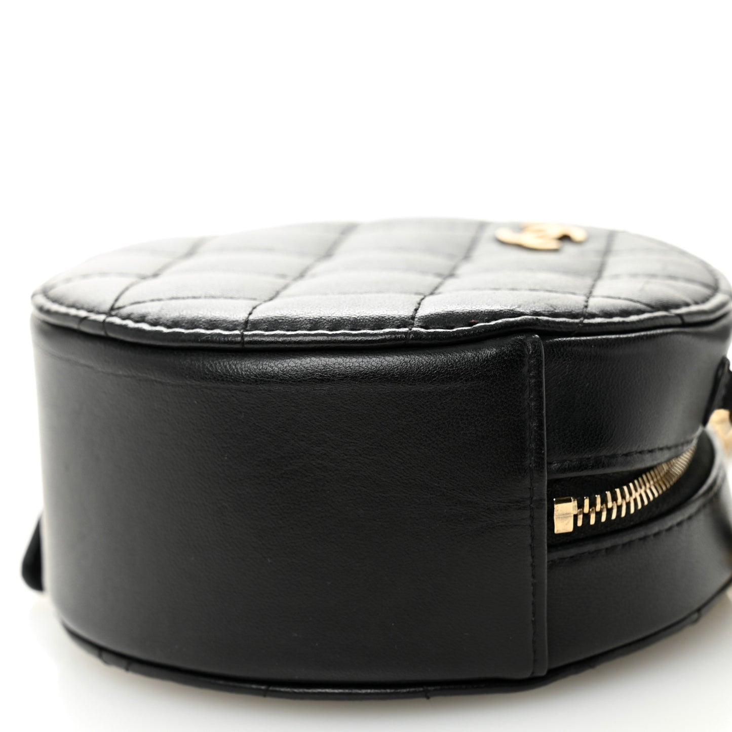 Lambskin Quilted Round Clutch With Chain Black