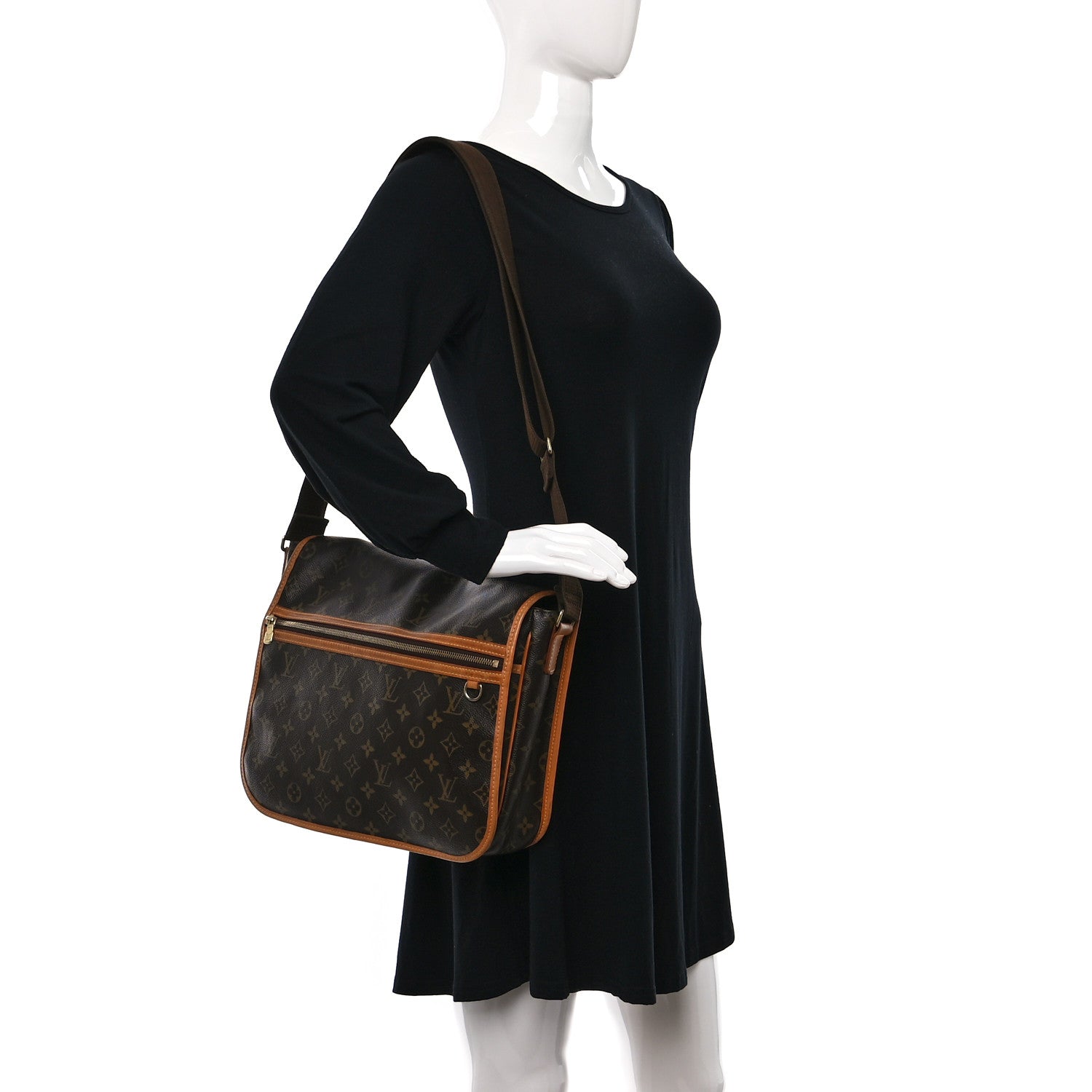 Louis Vuitton Monogram Bosphore GM Messenger Bag 2 of 9
