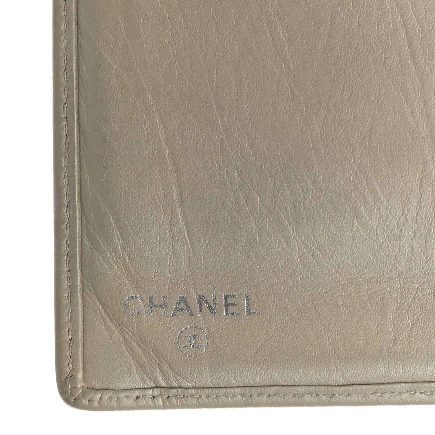 Chanel Calfskin Quilted Cambon Yen Wallet White 6 of 8