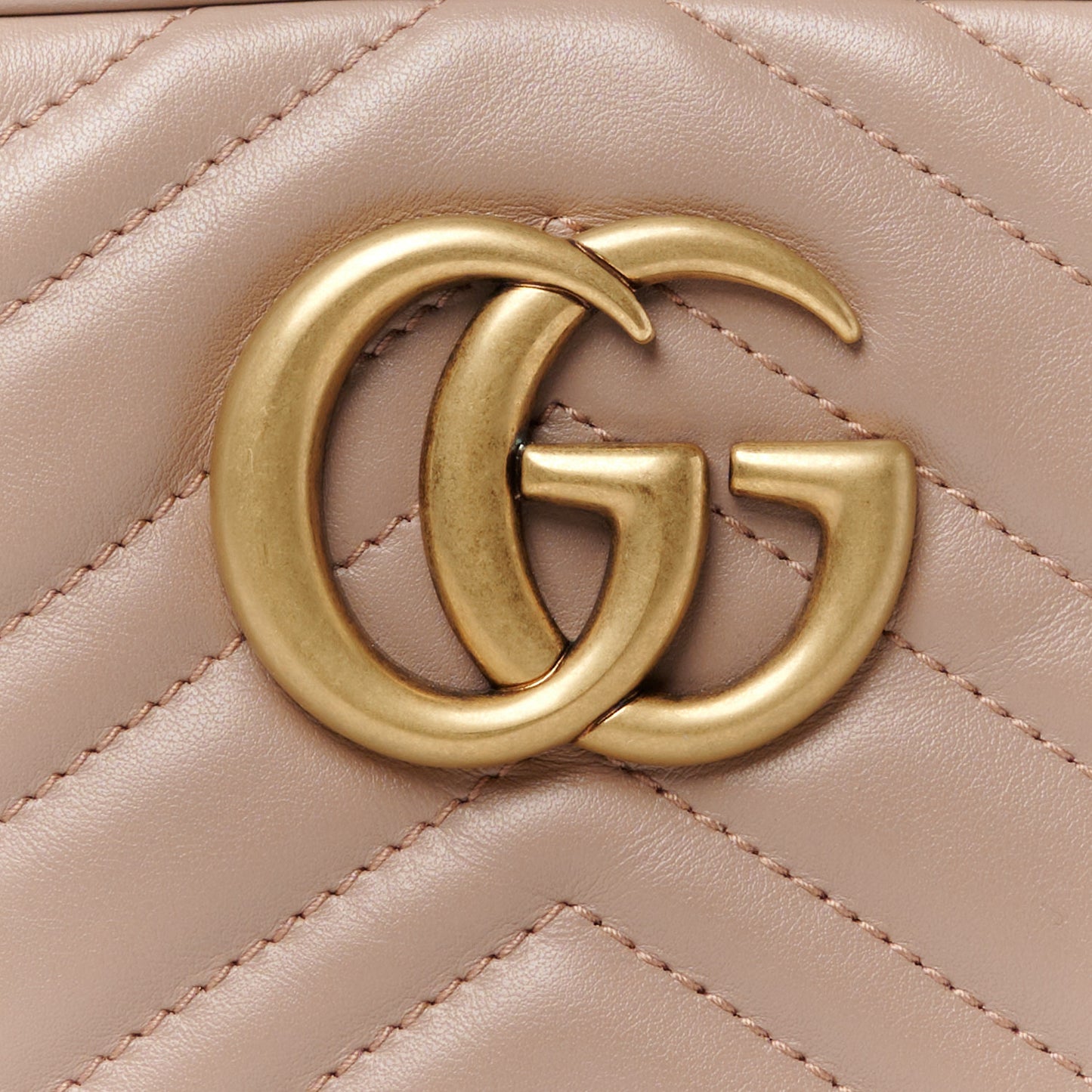 Calfskin Matelasse Small GG Marmont Chain Shoulder Bag Porcelain Rose
