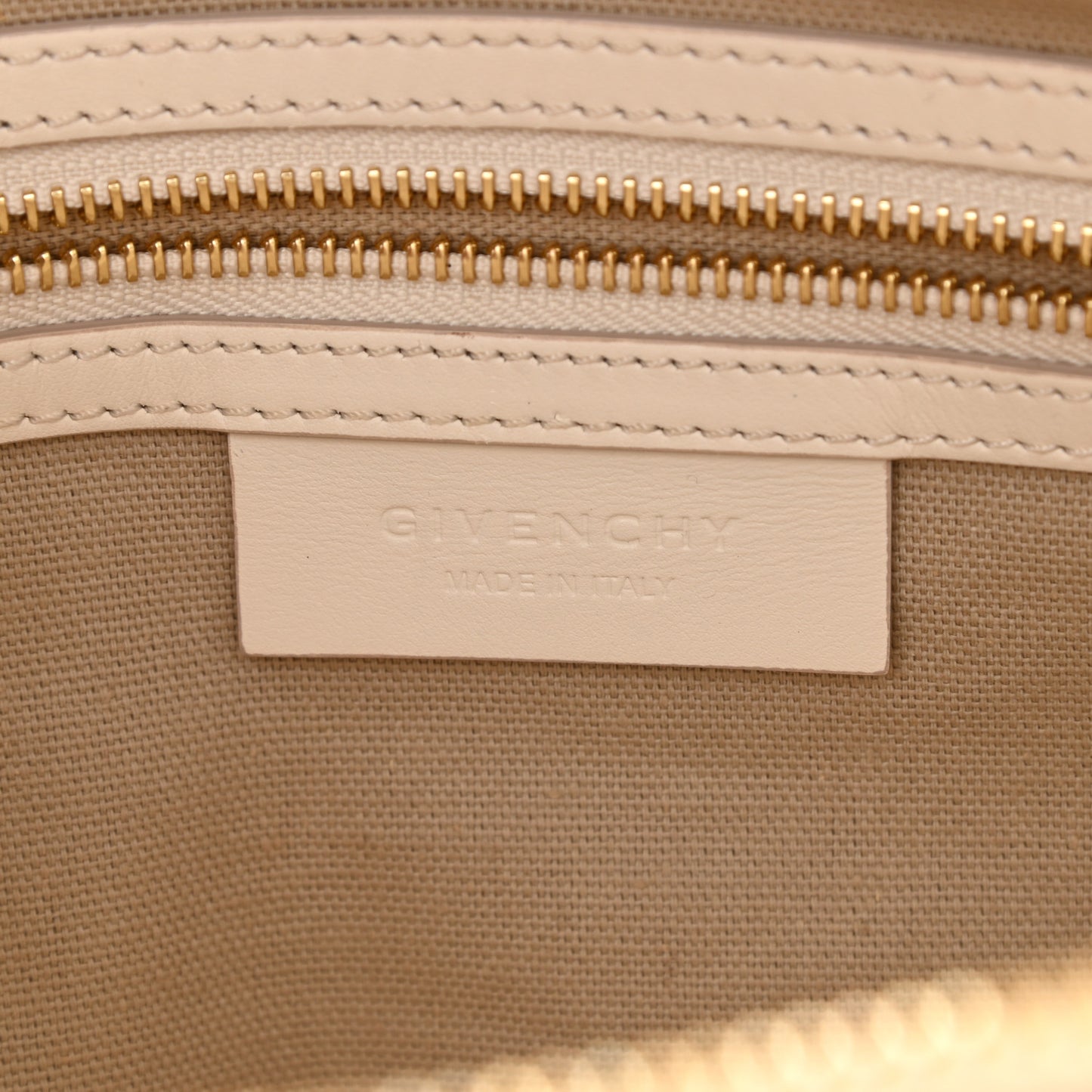 Calfskin Small Sway Off White