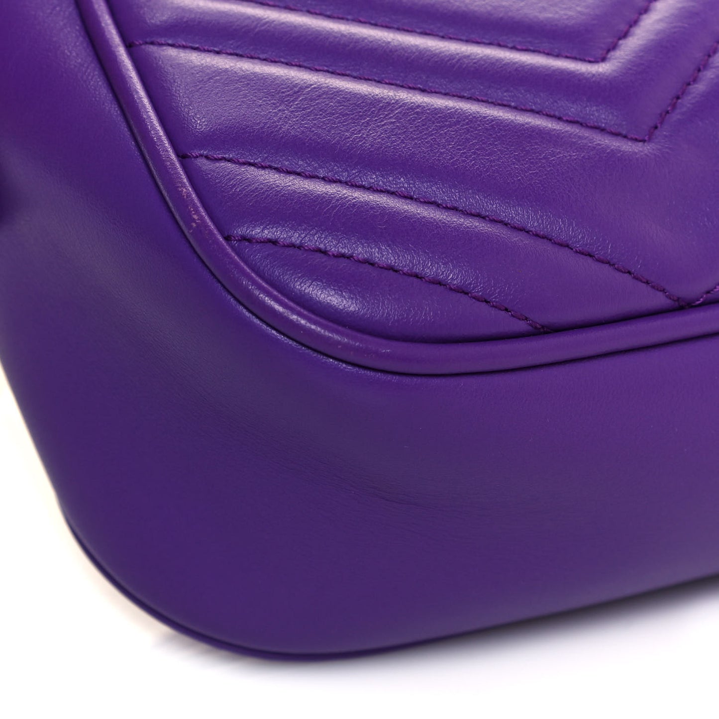 Calfskin Matelasse Small GG Marmont Chain Shoulder Bag Shine Purple