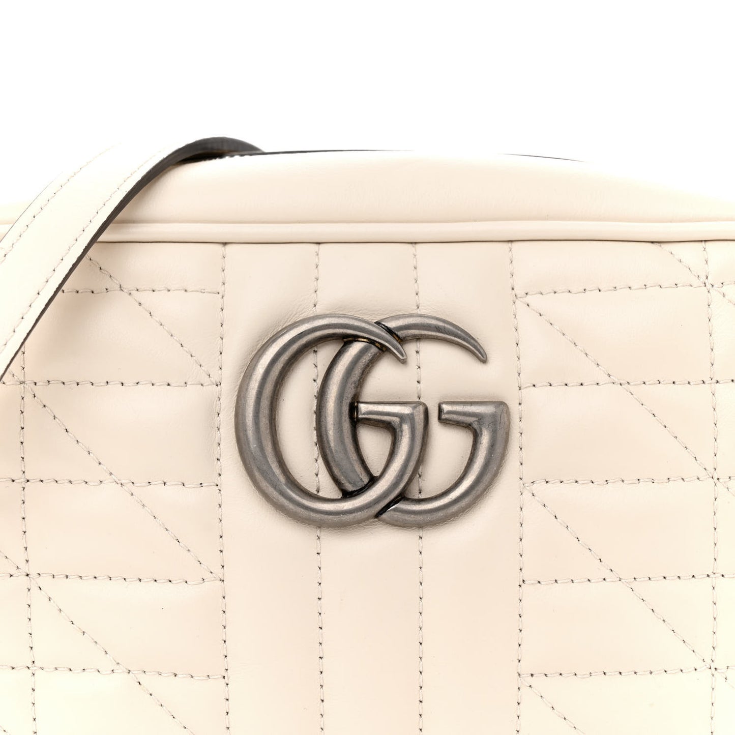 Calfskin Matelasse Aria Small GG Marmont Chain Shoulder Bag Mystic White