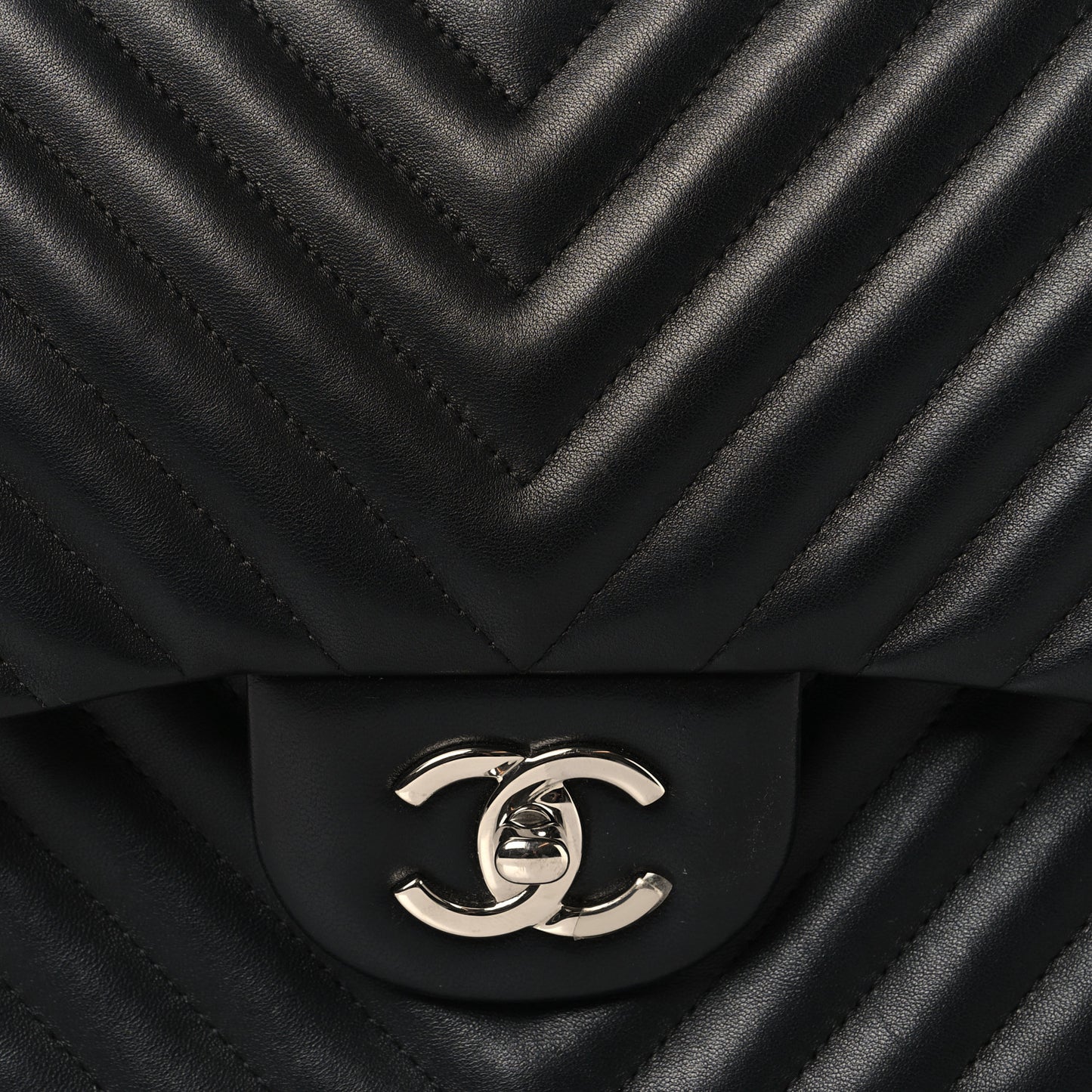 Lambskin Chevron Quilted Jumbo Double Flap Black