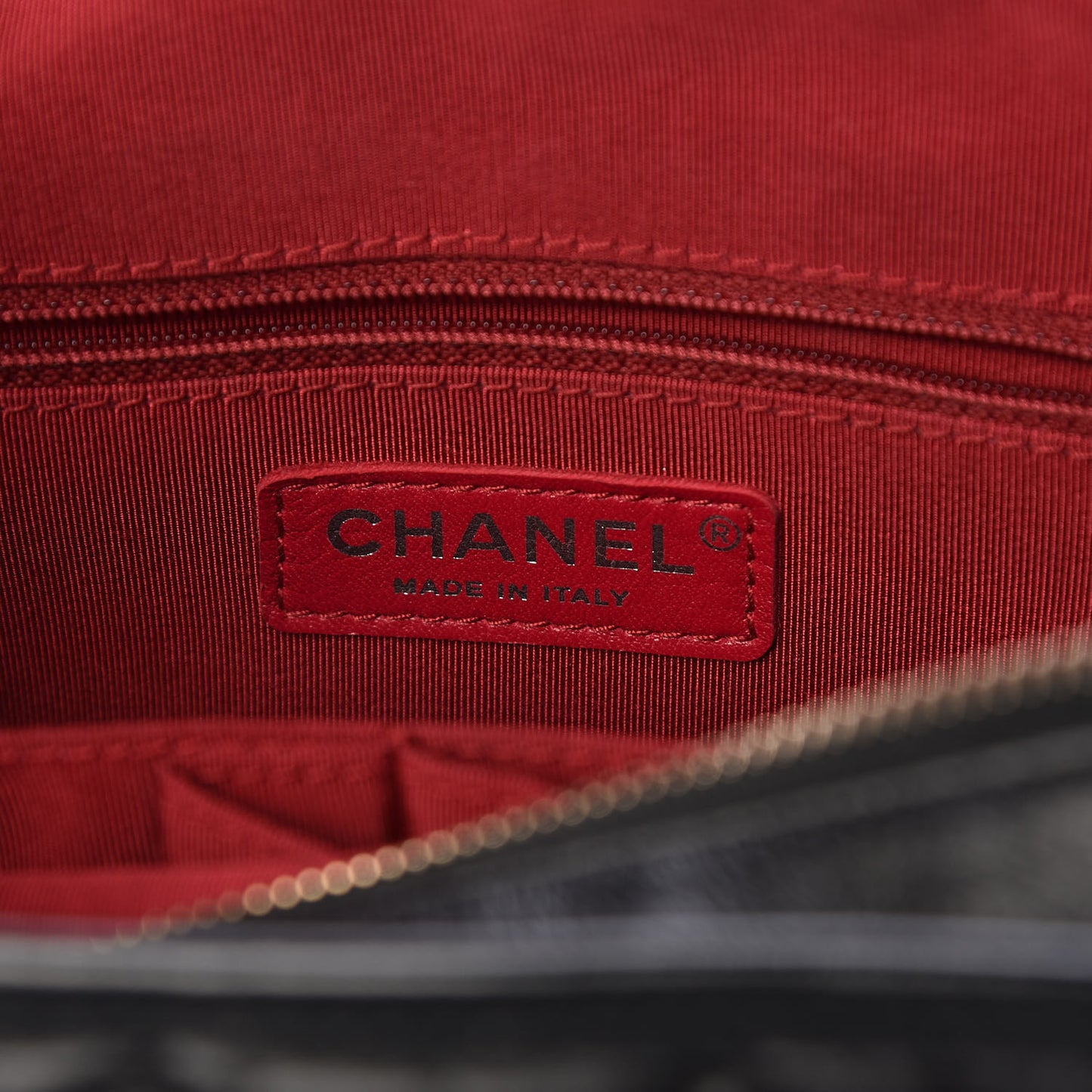 Aged Calfskin Quilted Medium Gabrielle Hobo Black