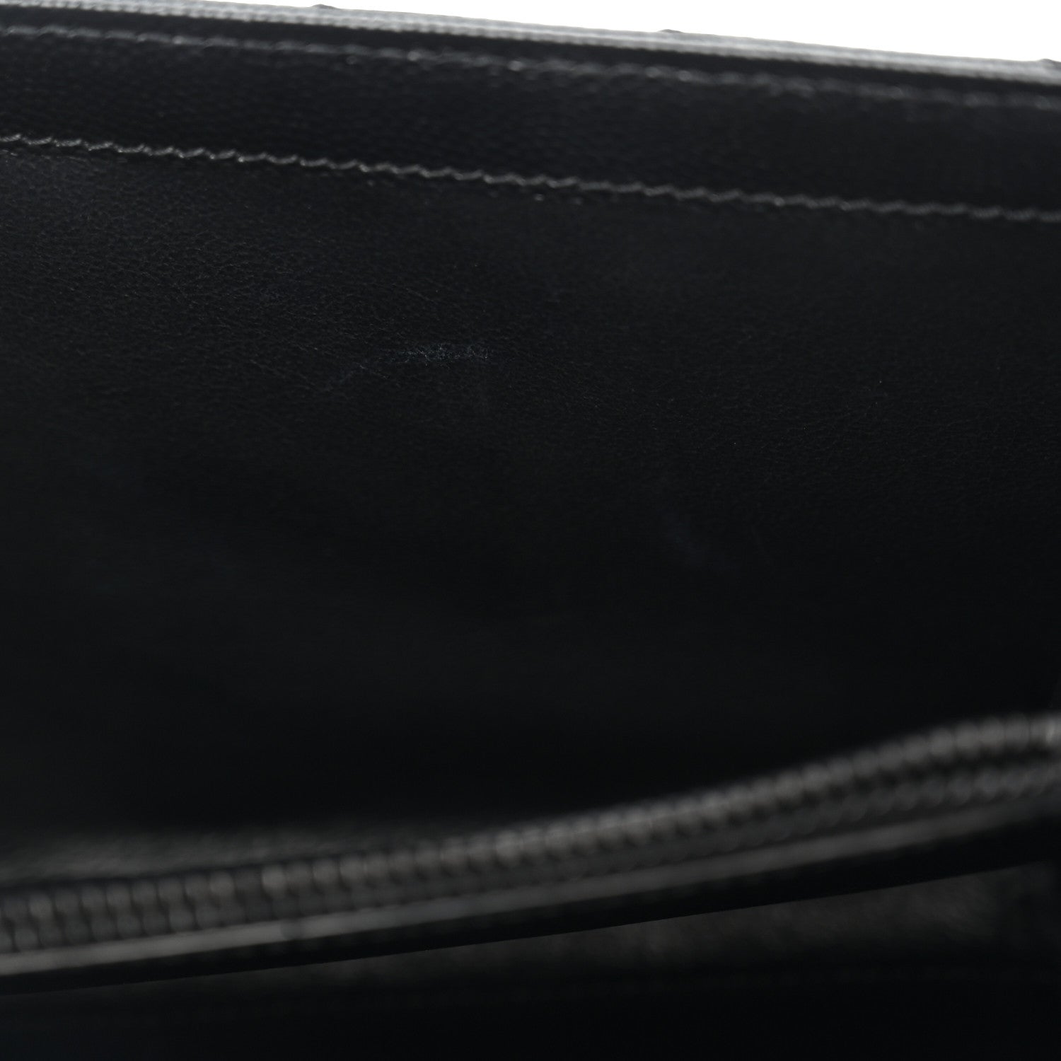 Saint Laurent Grain De Poudre Matelasse Chevron Monogram Monochrome Envelope Chain Wallet Black 11 of 11
