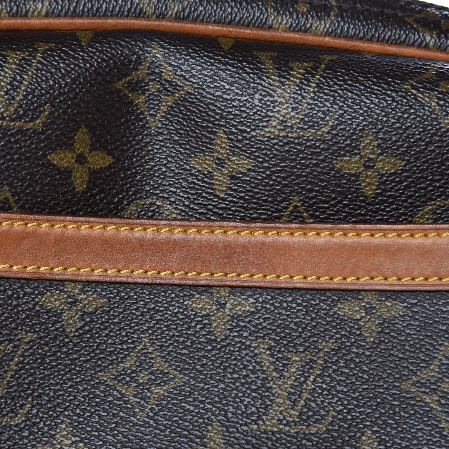 Louis Vuitton Monogram Reporter PM 7 of 13