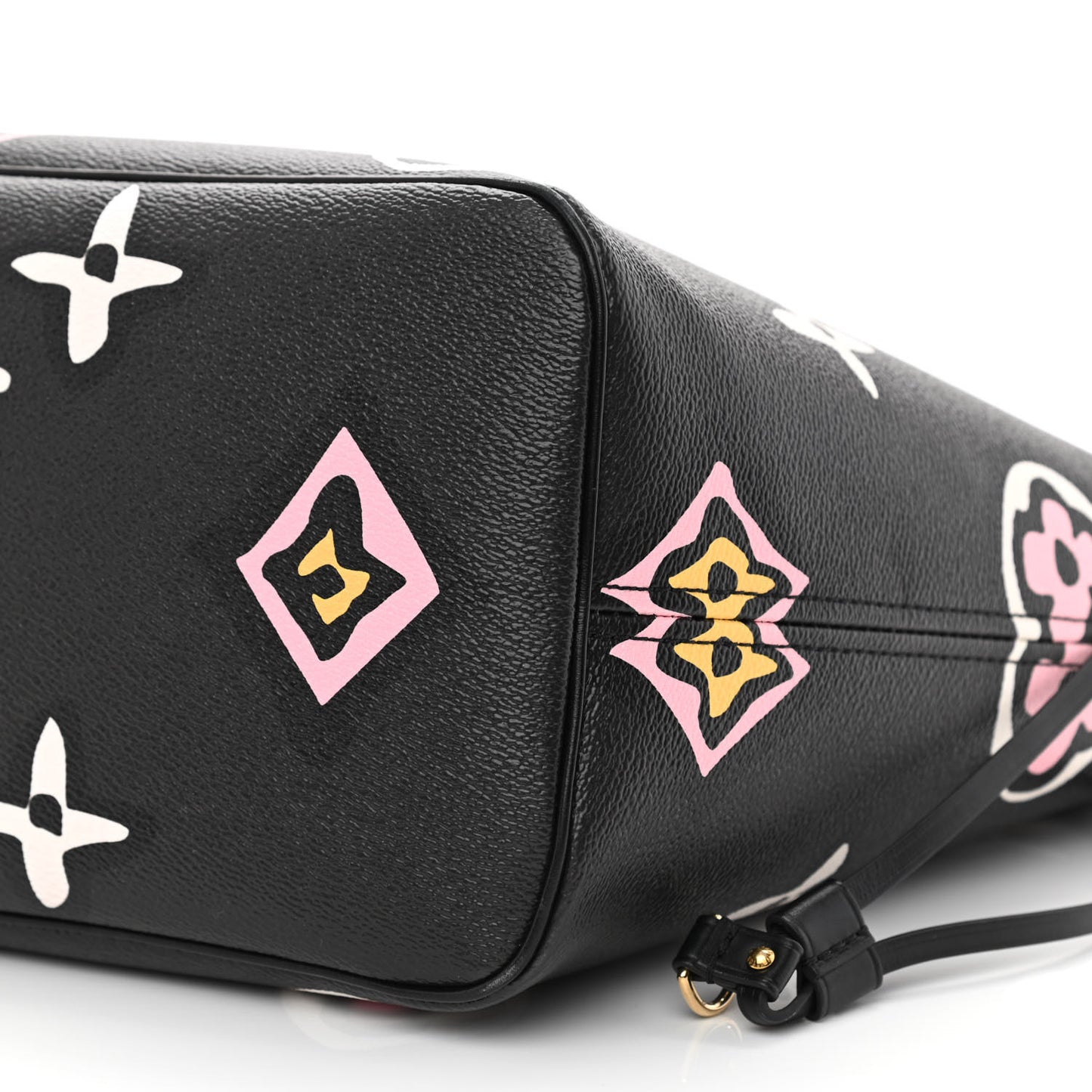 Monogram Giant Wild At Heart Neverfull MM Black