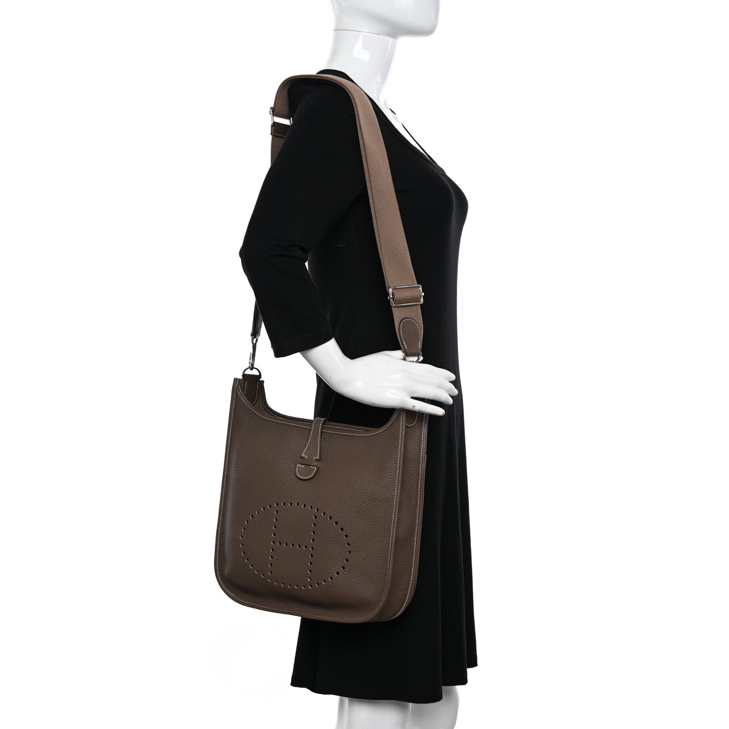 Hermes Taurillon Clemence Evelyne III PM Etoupe 2 of 15