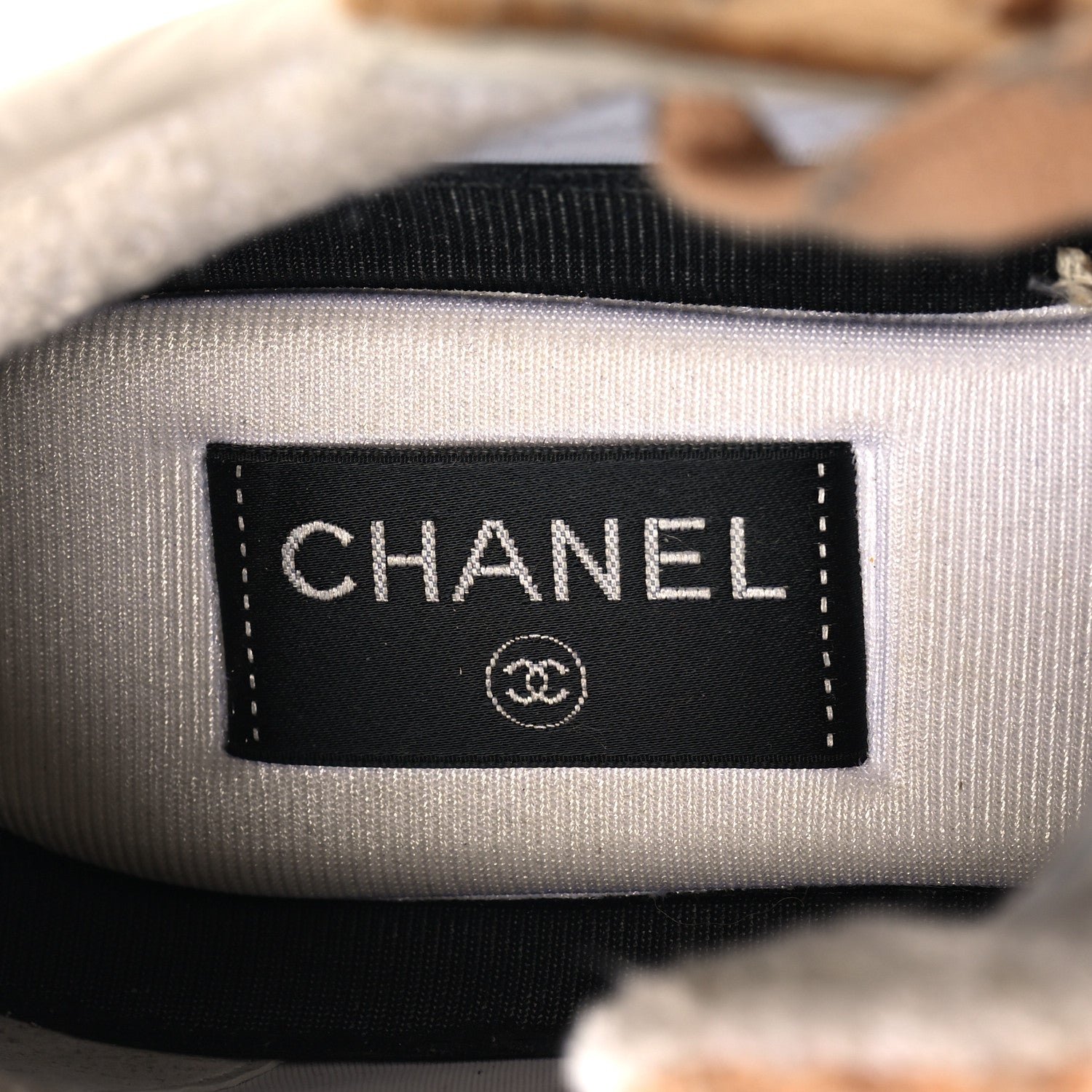 Chanel Suede Tweed Felt CC Sneakers 39 Beige 8 of 8