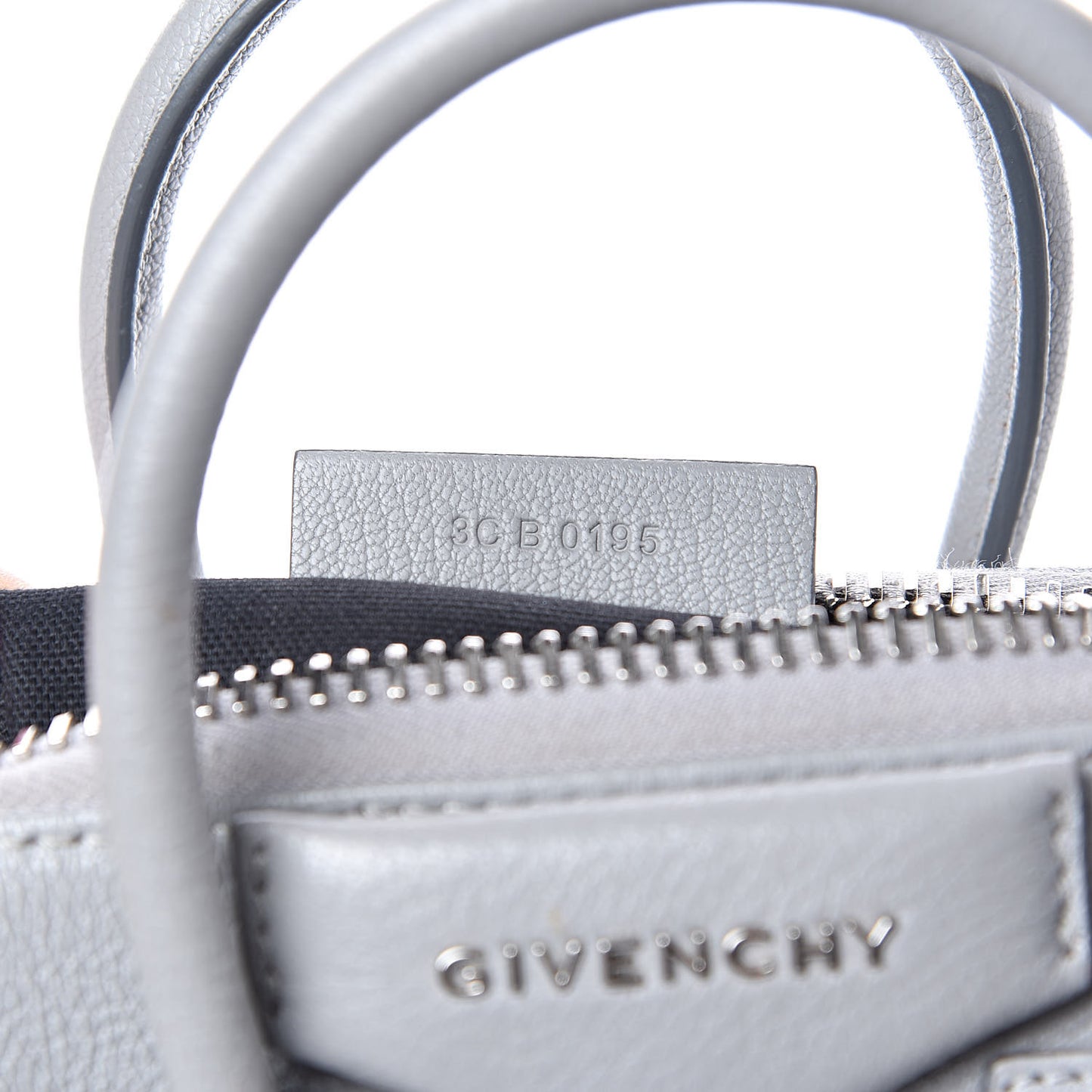 Sugar Goatskin Mini Antigona Pearl Grey