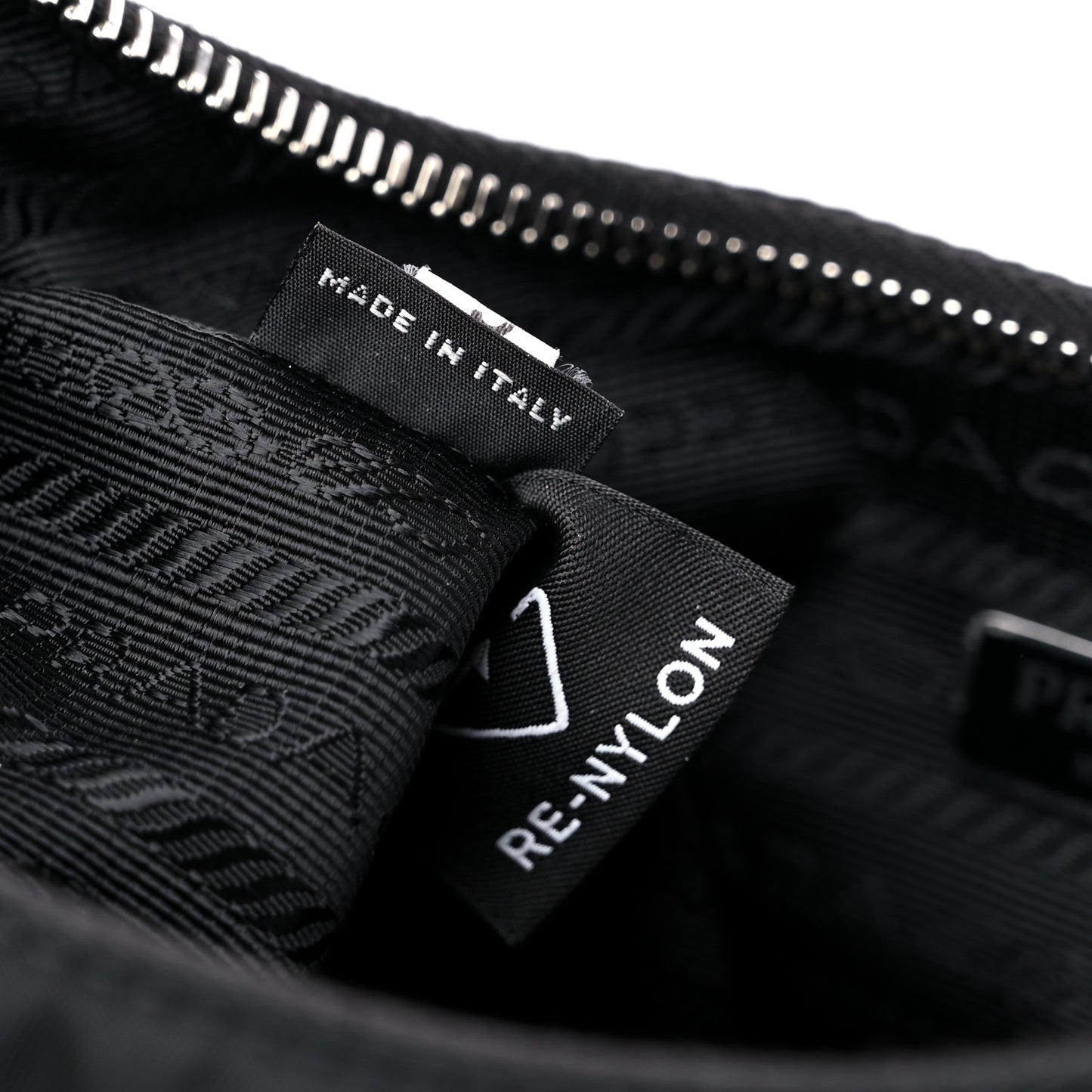 Nylon Re-Edition 2005 Shoulder Bag Black