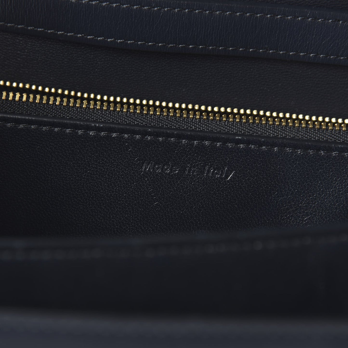 Box Calfskin Medium Classic Box Flap Bag Navy