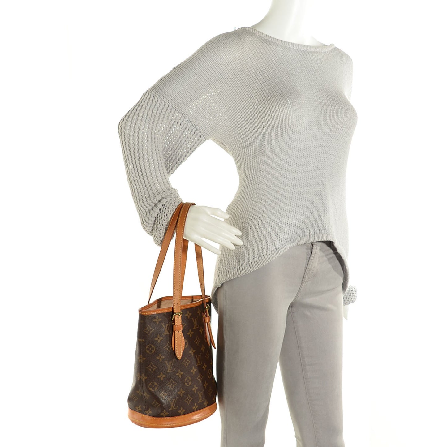 Monogram Petit Bucket 23