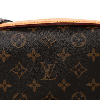 Louis Vuitton Monogram Pochette Metis 7 of 9