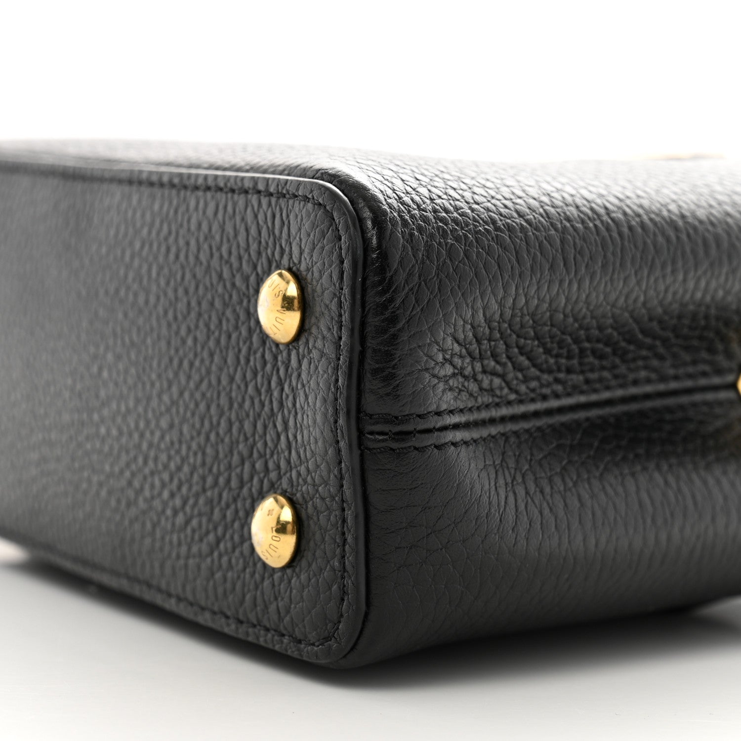 Louis Vuitton Taurillon Capucines Mini Black 10 of 11