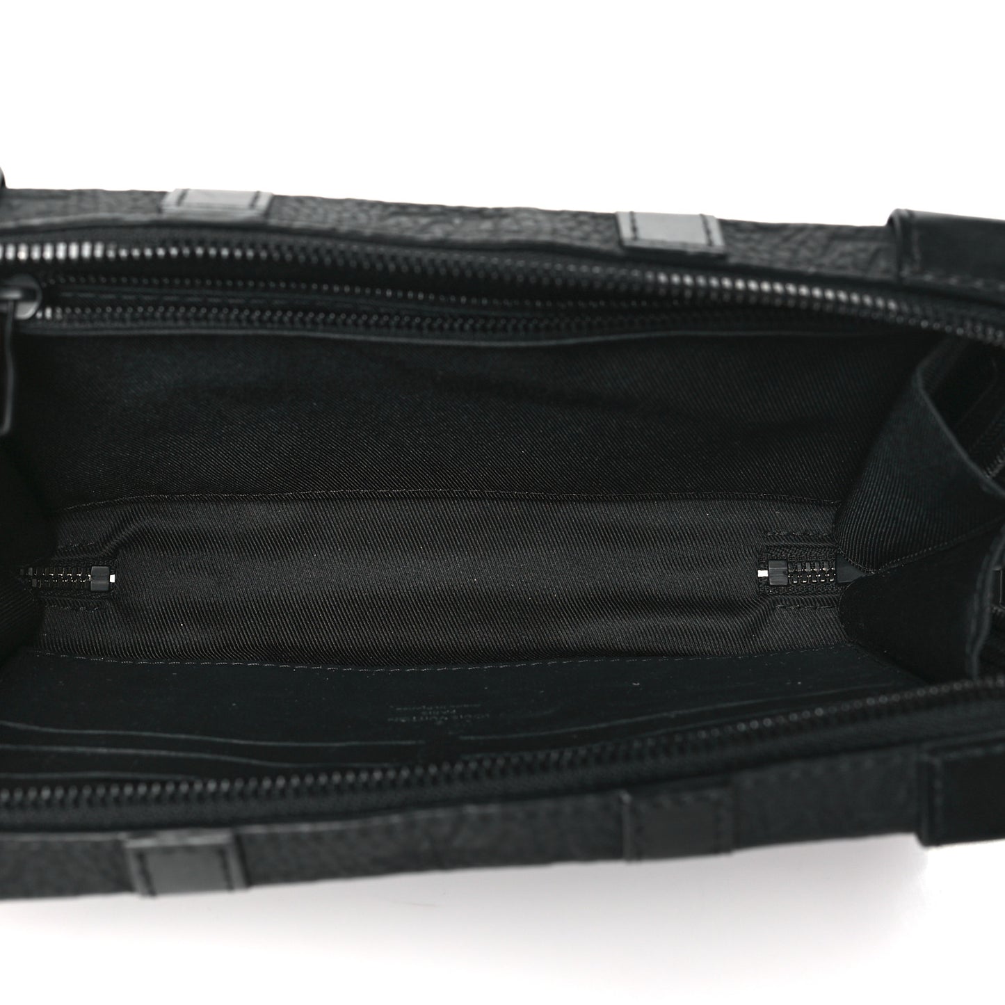 Taurillon Monogram Soft Trunk Wallet Black