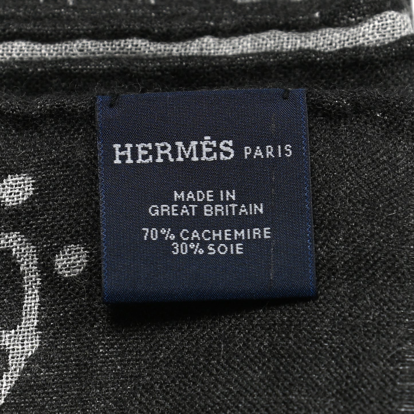 Cashmere Silk Point A Point Muffler