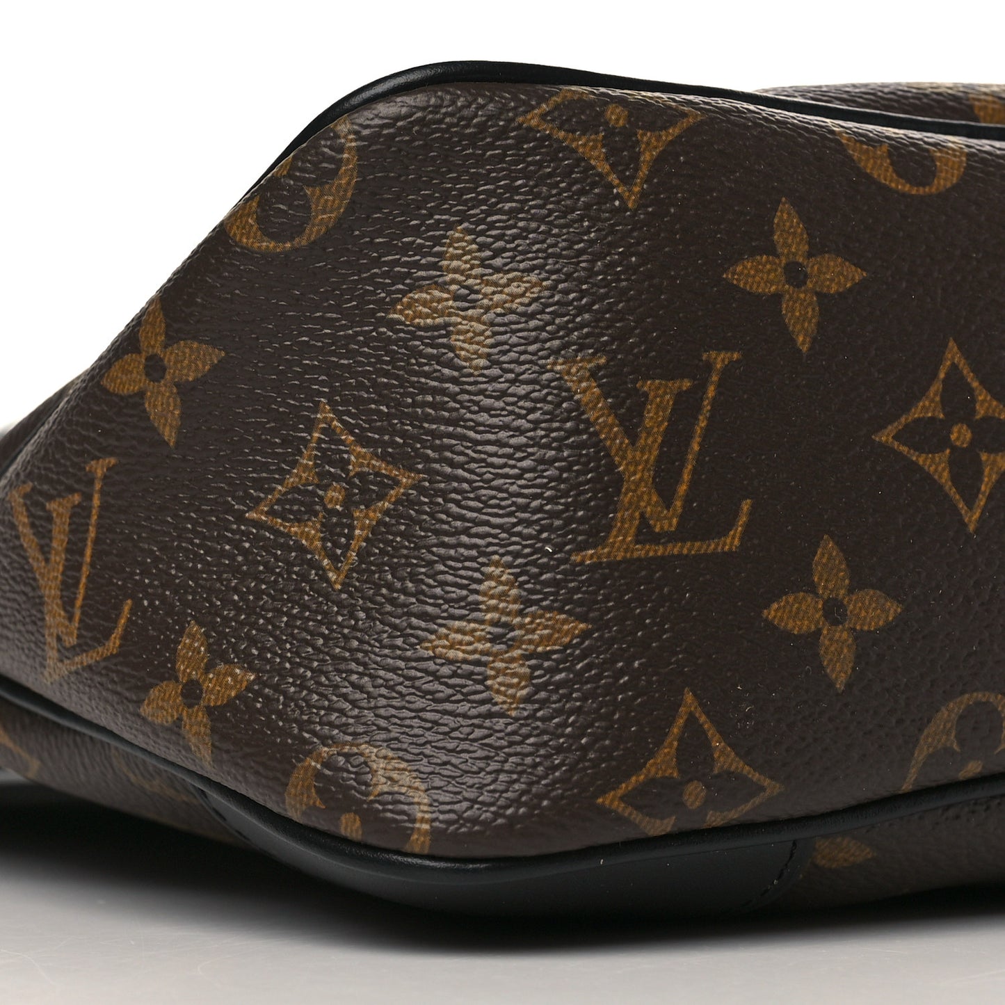 Monogram Odeon MM Black