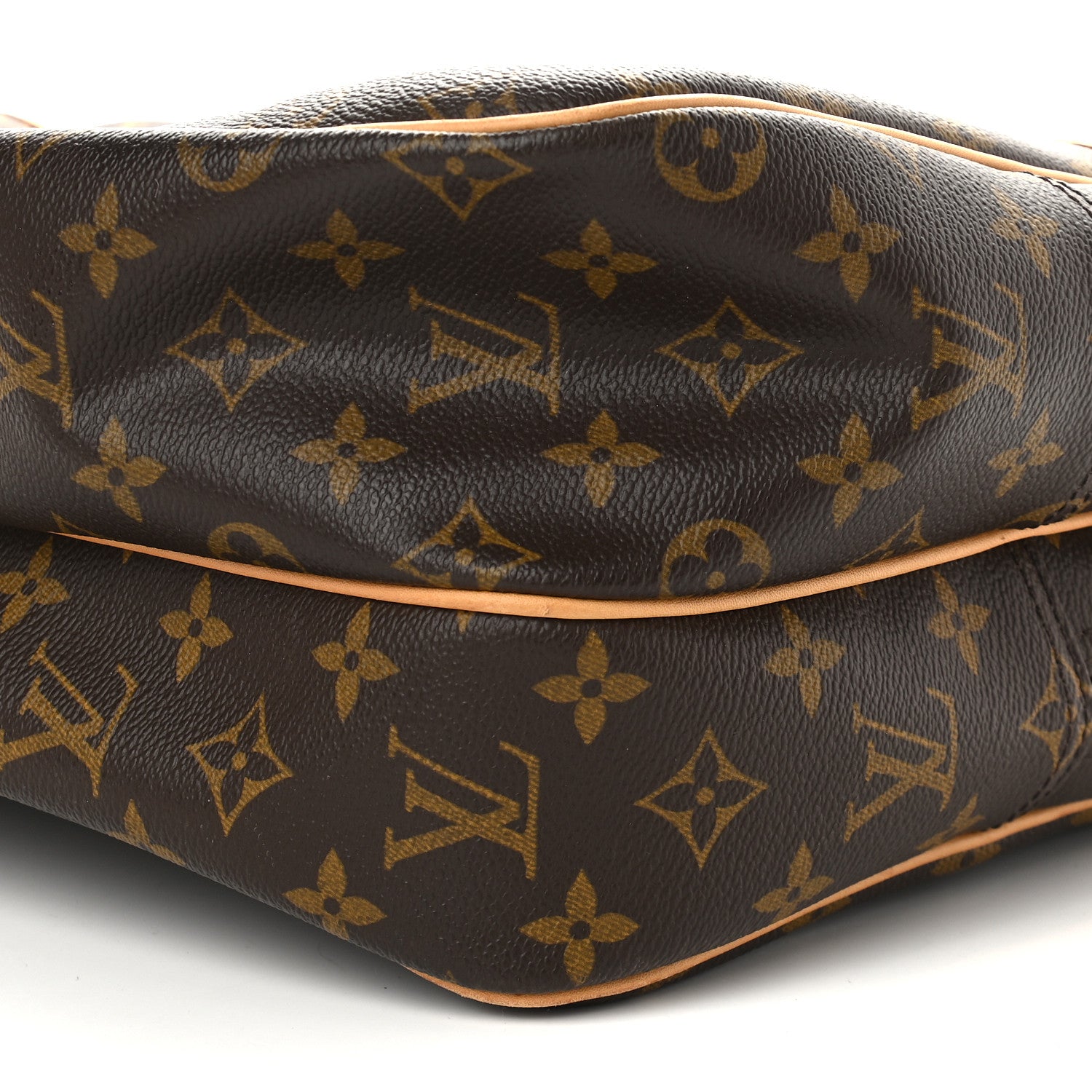 Louis Vuitton Monogram Reporter GM 10 of 10
