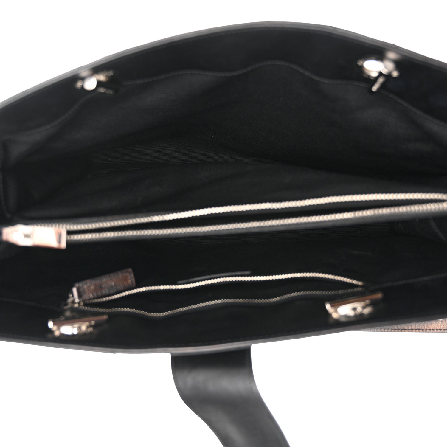Saint Laurent Smooth Calfskin Matelasse Chevron Large Monogram Shopping Bag Black 5 of 16