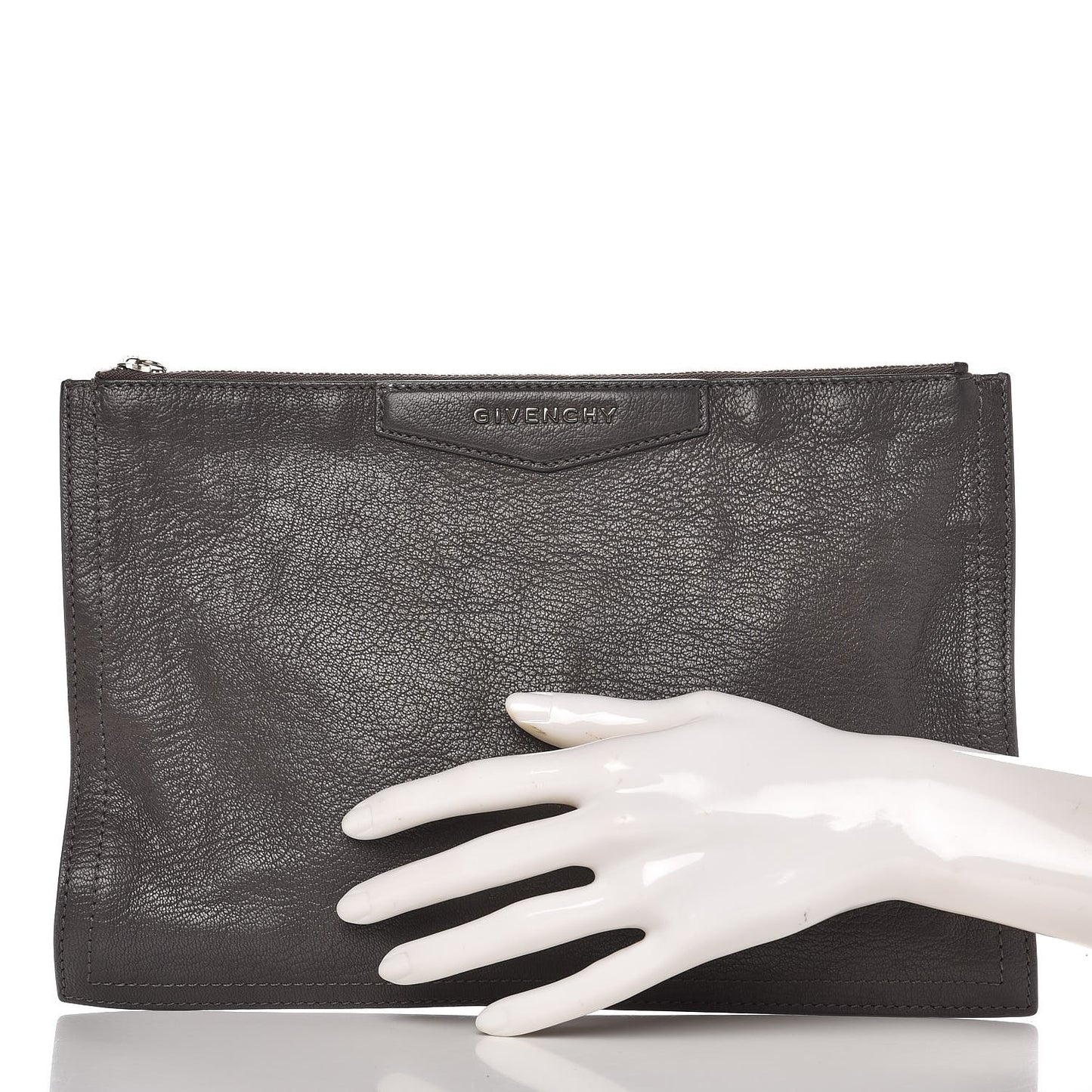 Sugar Goatskin Medium Antigona Pouch Elephant Grey
