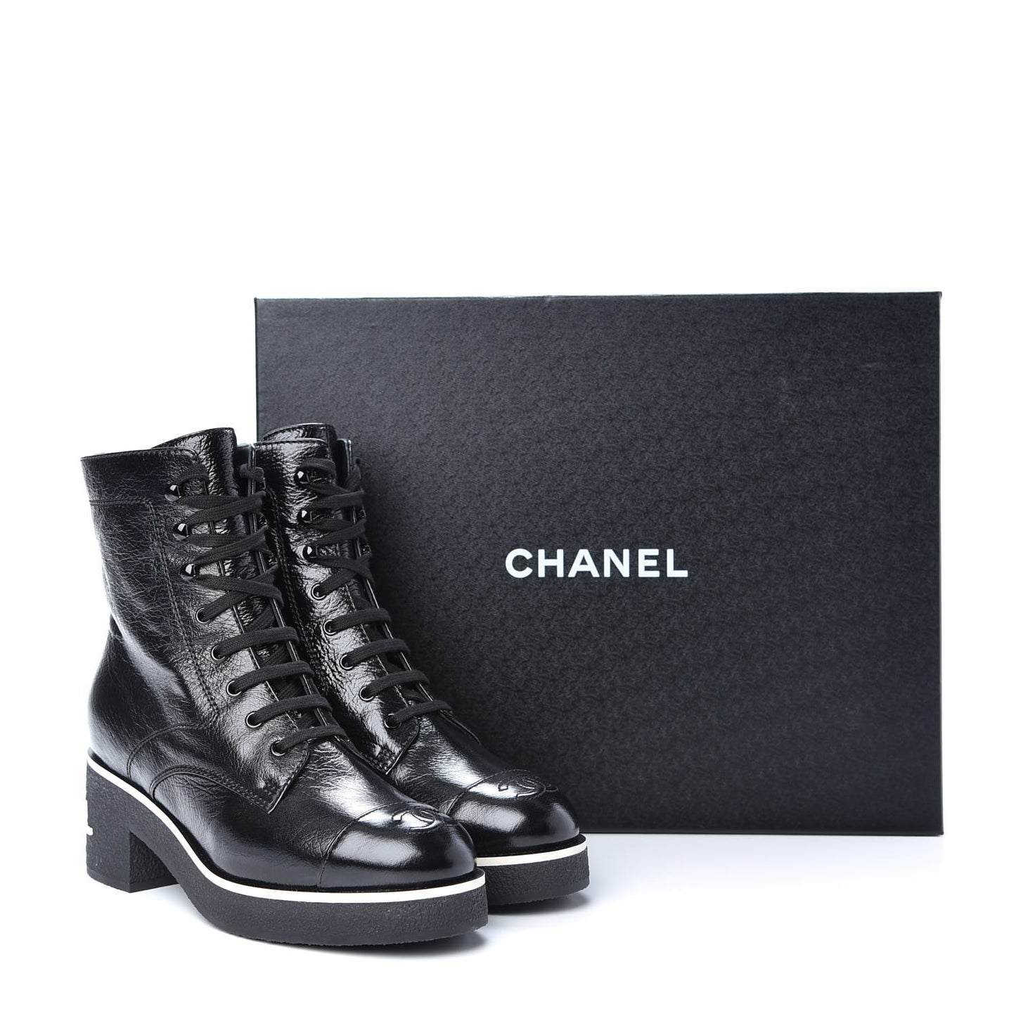 Shiny Crumpled Lambskin Lace Up Boots 39 Black