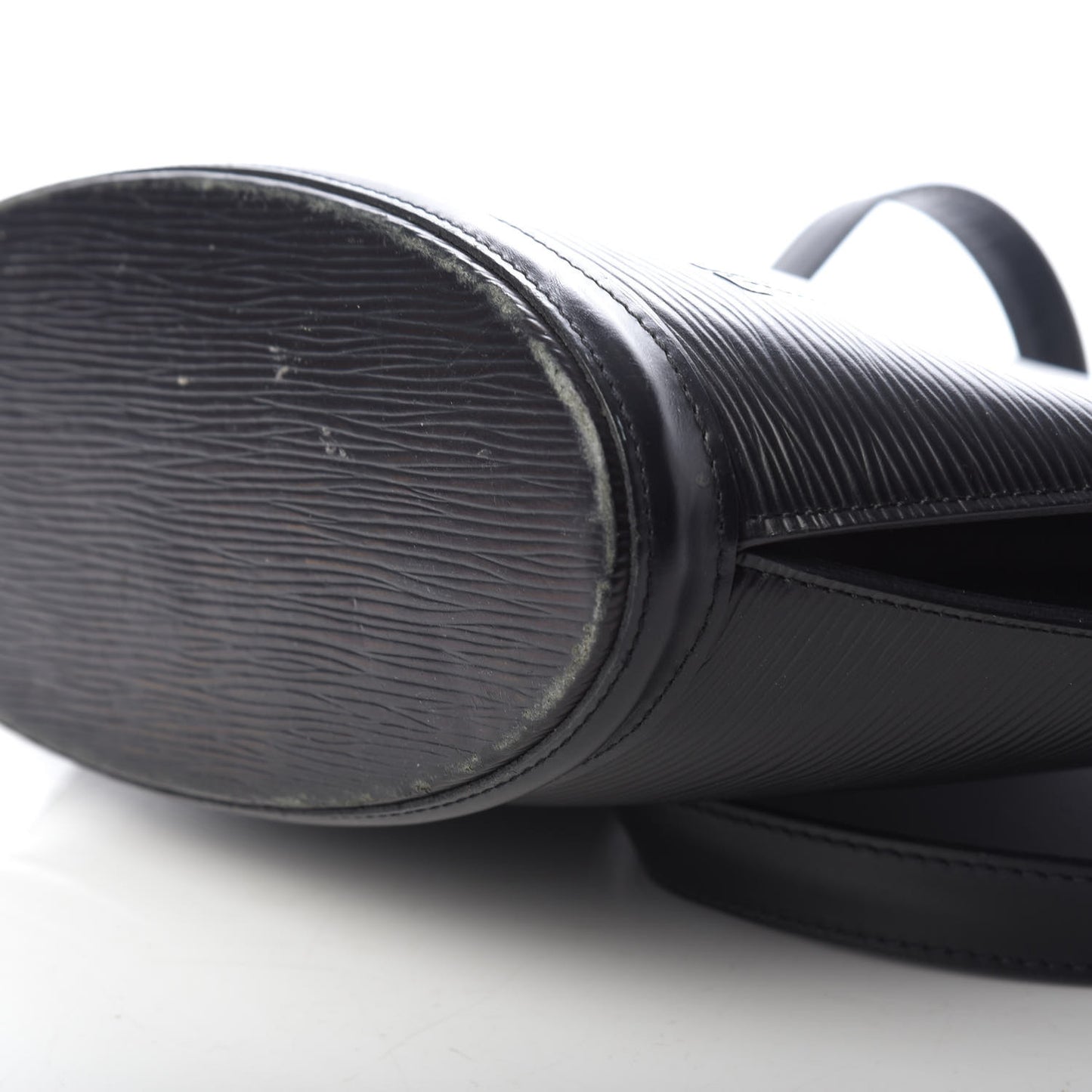 Epi Saint Jacques PM Long Straps Black
