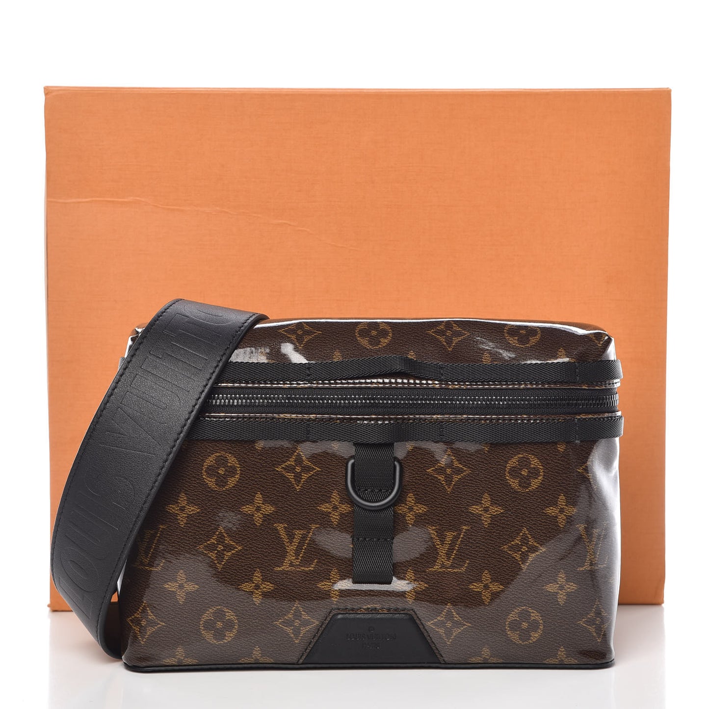 Monogram Glaze Messenger PM
