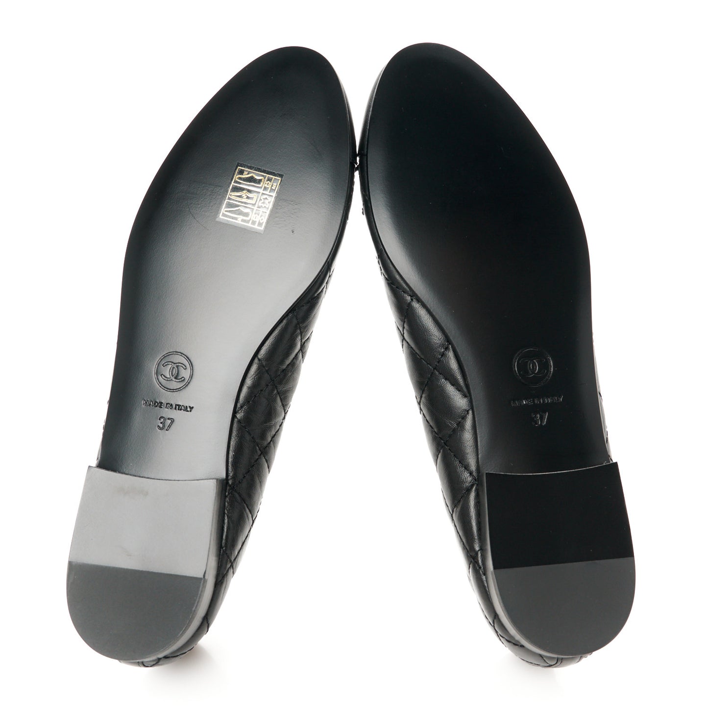 Aged Calfskin Quilted CC Cap Toe Ballerina Flats 37 Black