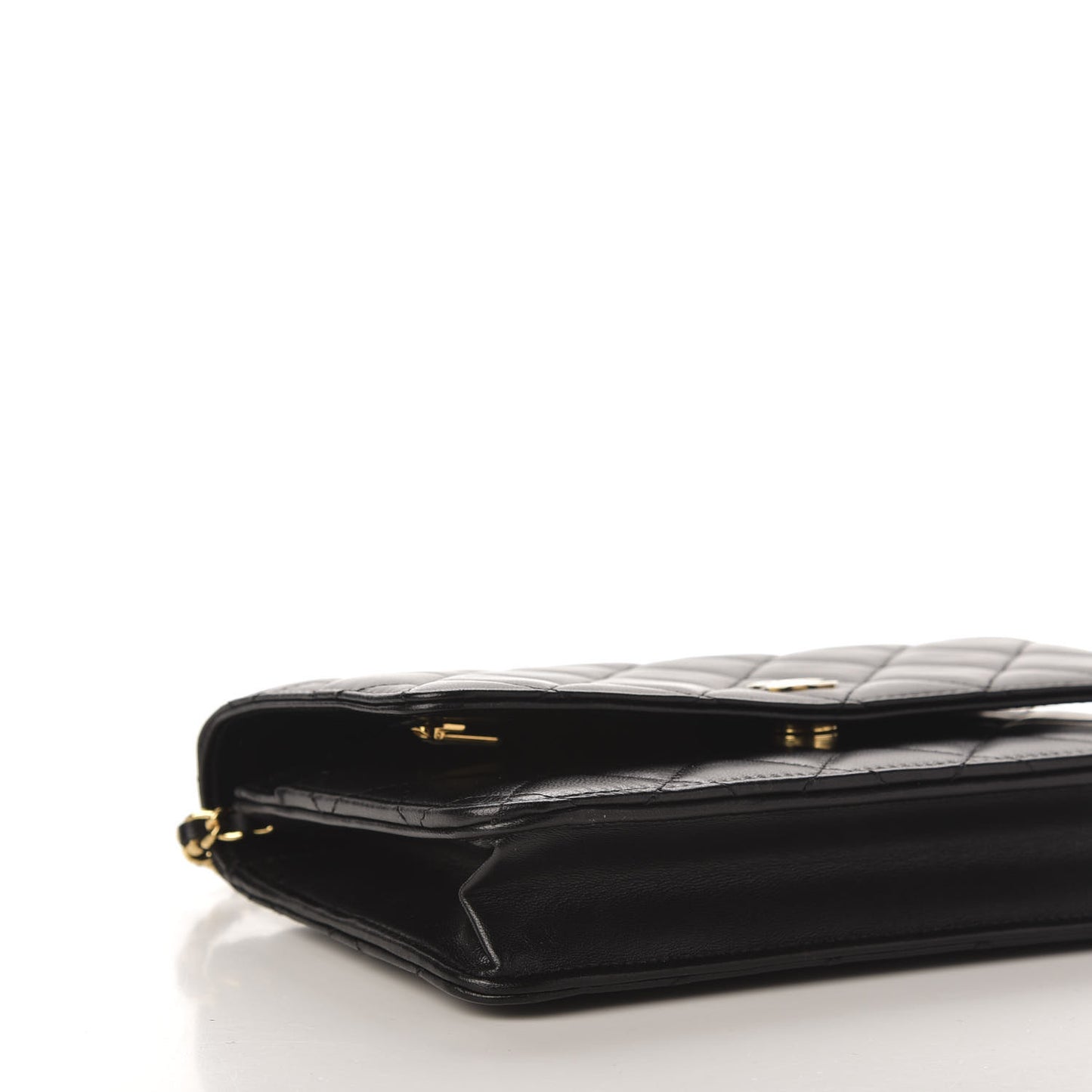 Lambskin Quilted Wallet On Chain WOC Black