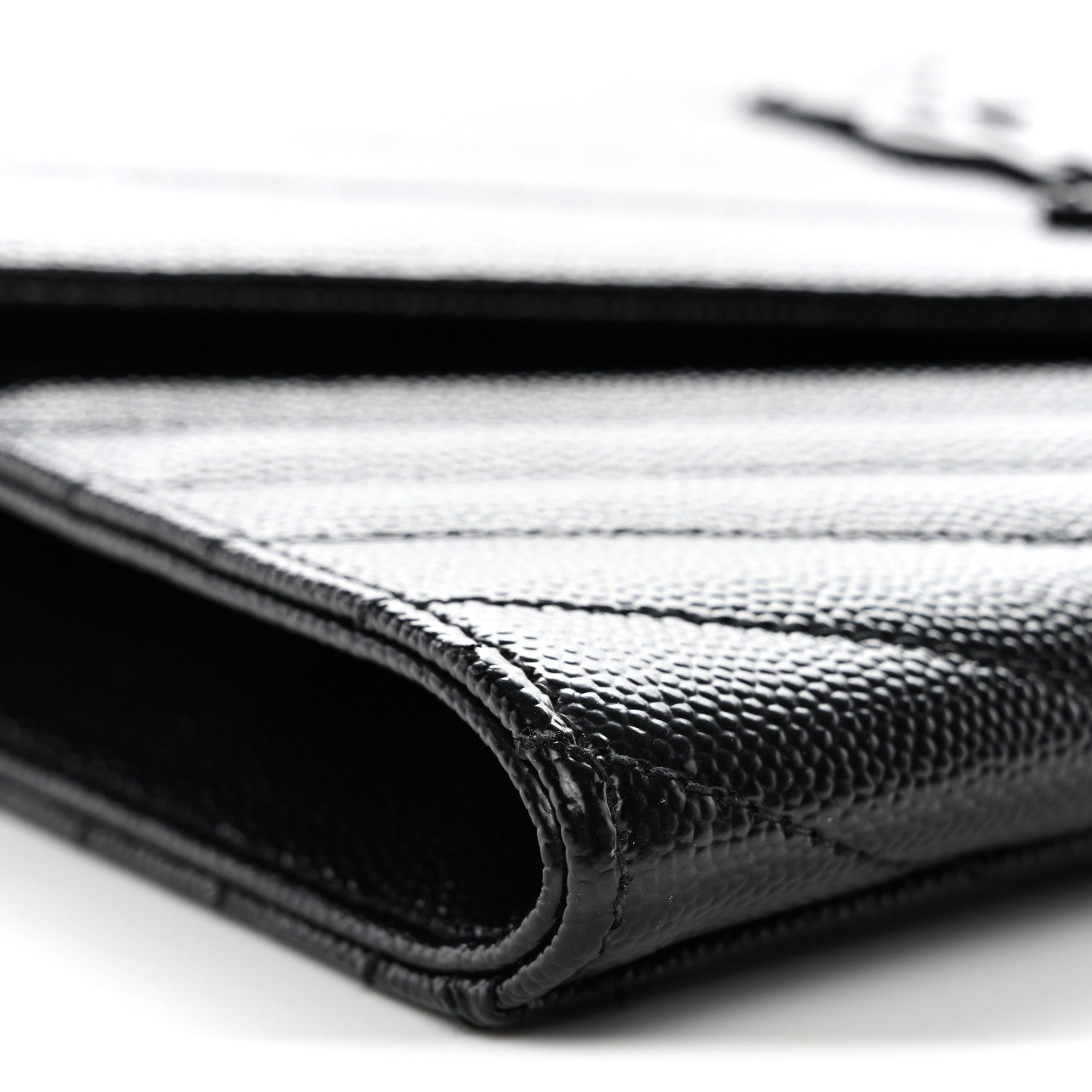 Saint Laurent Grain De Poudre Matelasse Chevron Monogram Monochrome Envelope Clutch Black 27 of 33