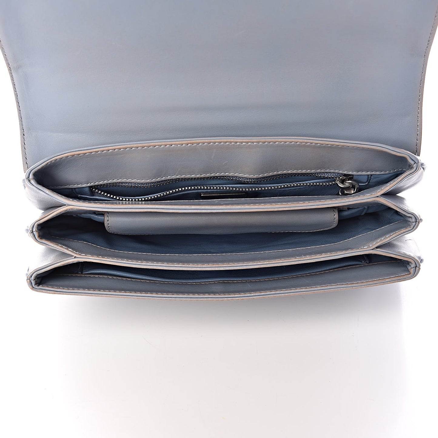 Vitello Vintage Metal Closure Shoulder Bag Light Blue